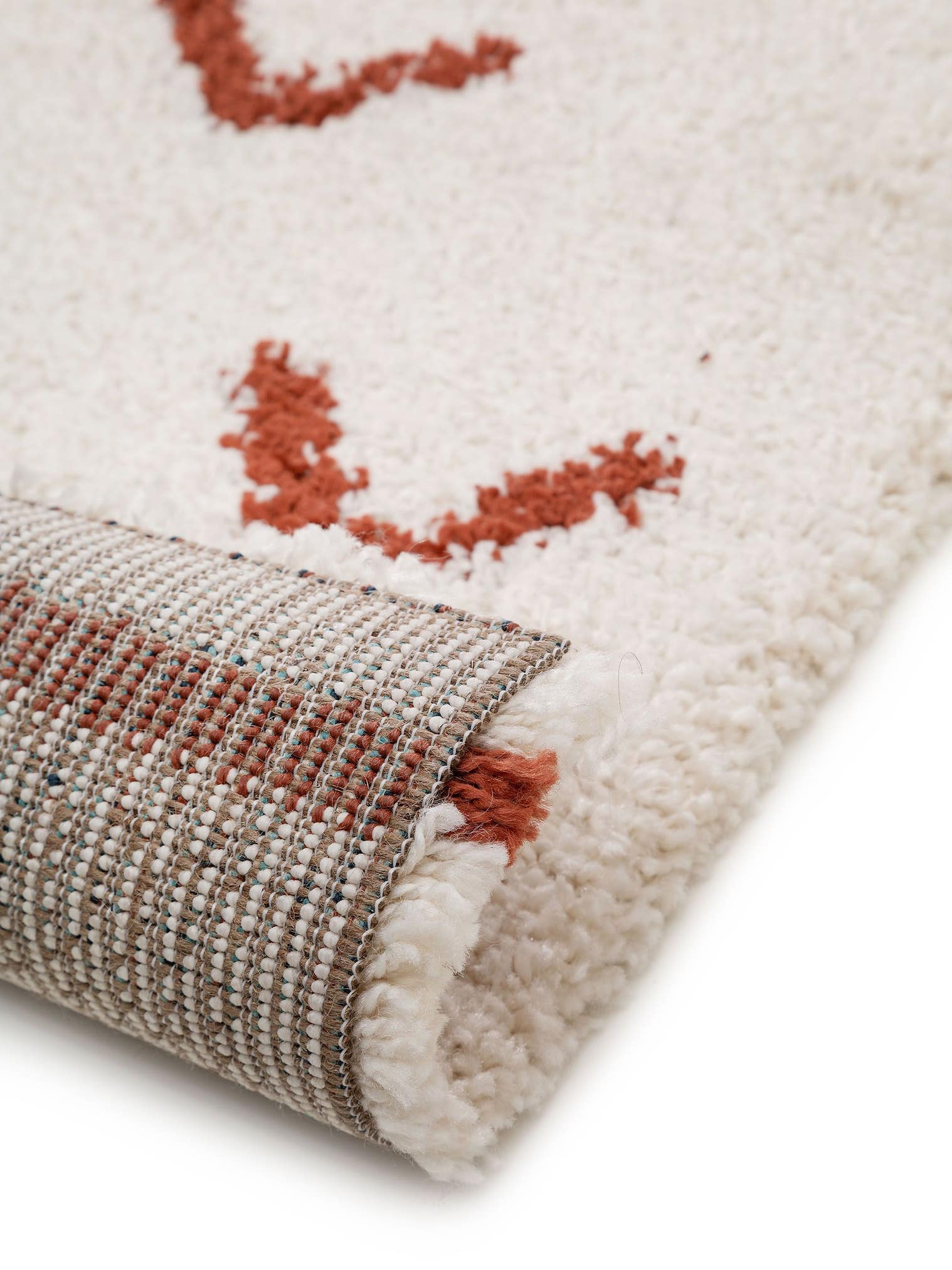 Teppich aus 100% Polypropylen in Beige mit 21 bis 30 mm hohem Flor von benuta Nest