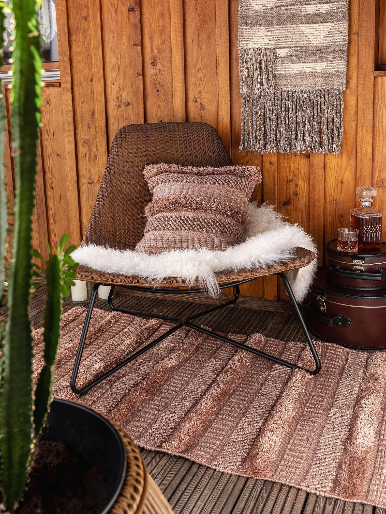 In- & Outdoor cushion cover Toni Bronze in Berber design made of 100% Polyester (recycled PET) by benuta Pure