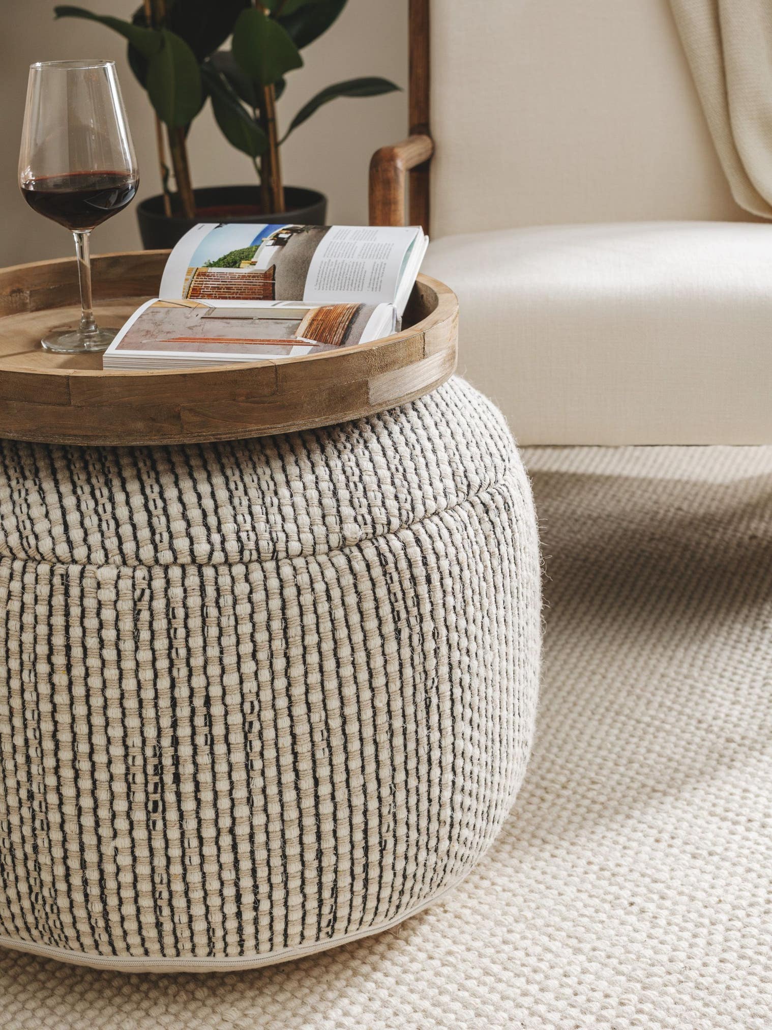 Pouf in lana fatto a mano Rocco Beige/Nero in Uni-ontwerp van 80% lana, 20% cotone door benuta Pure