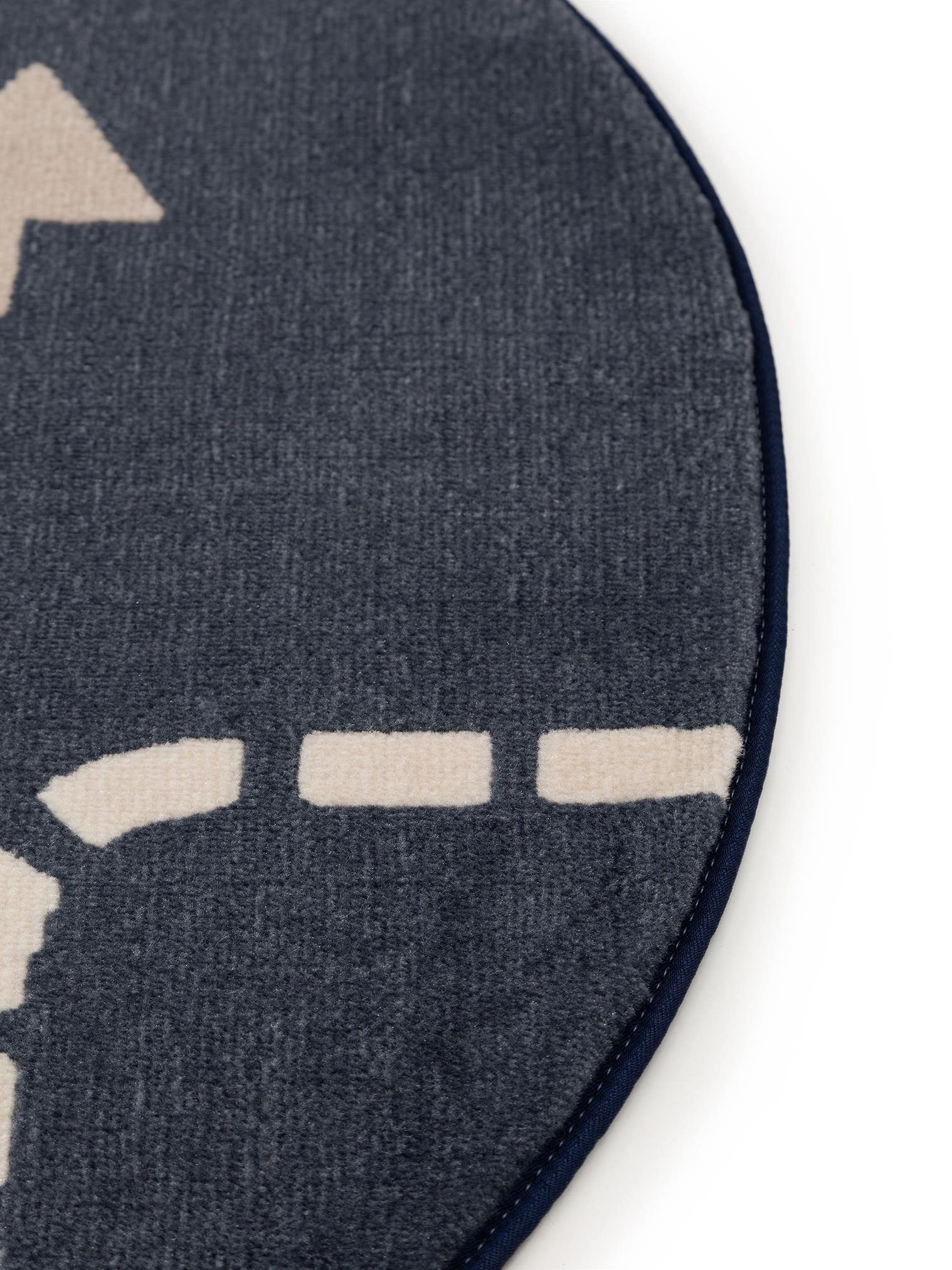 Teppich aus 100% Polypropylen in Blau mit 6 bis 10 mm hohem Flor von Lytte