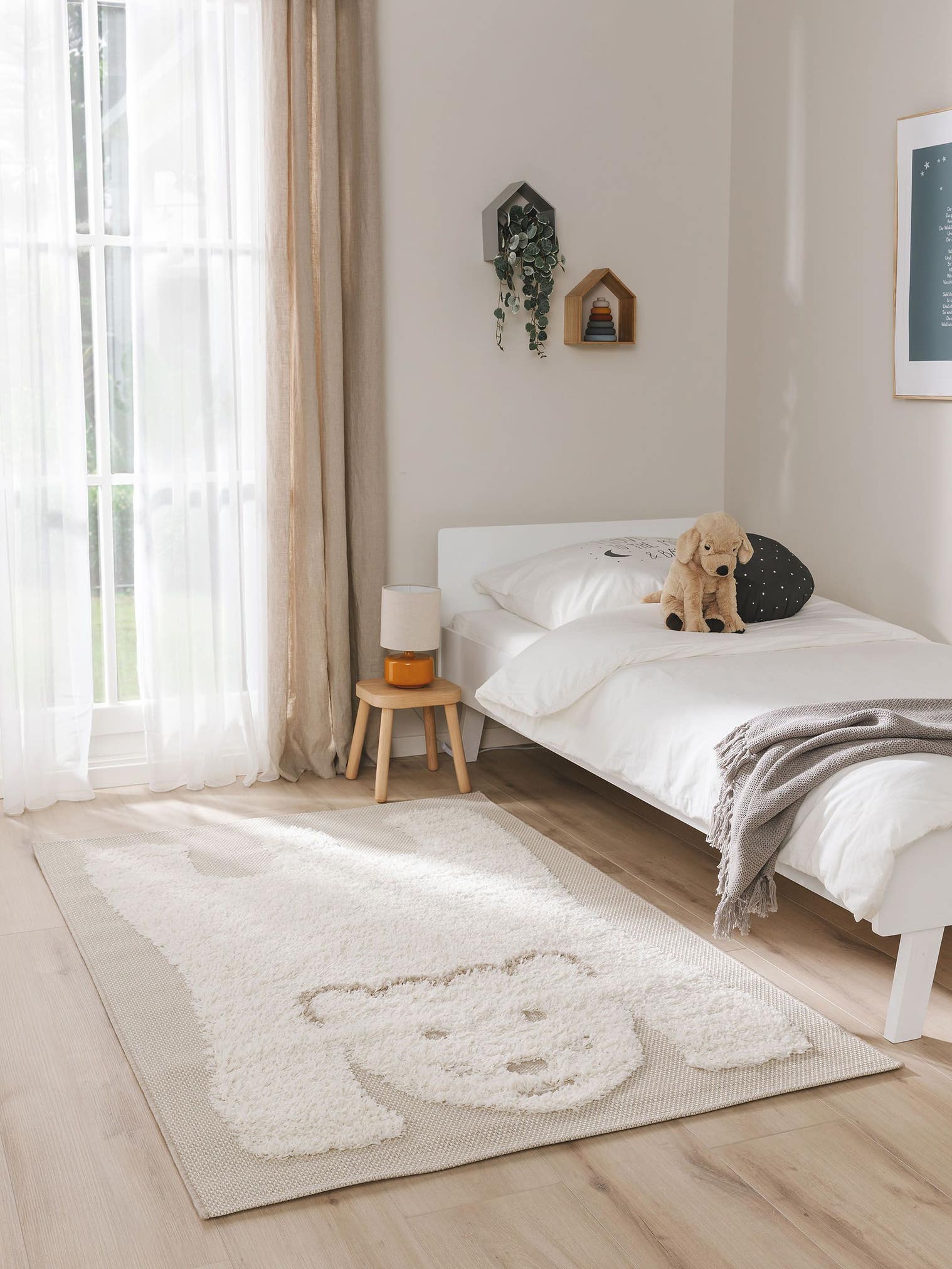 Teppich aus 100% Polypropylen in Beige mit 21 bis 30 mm hohem Flor von Lytte