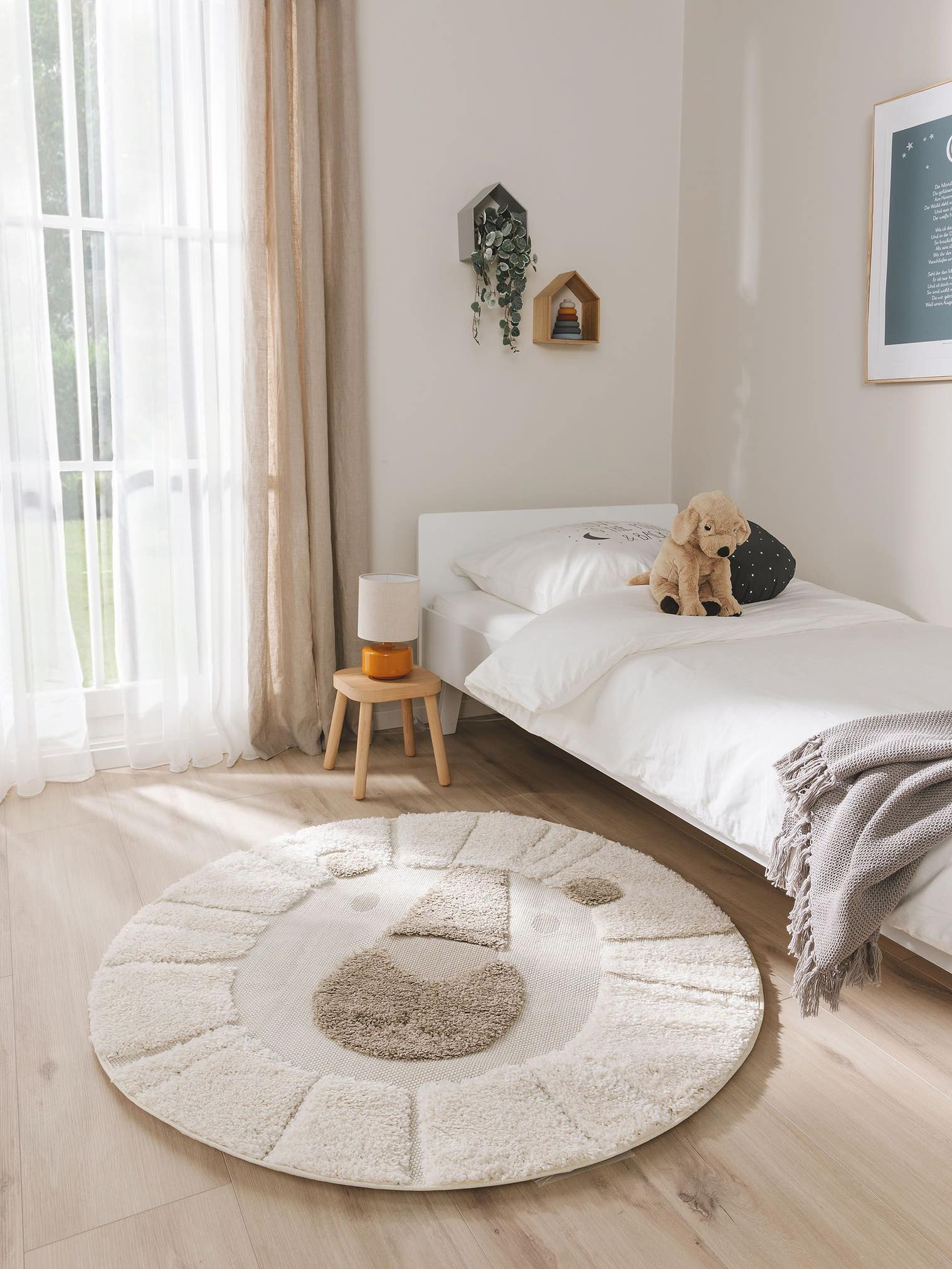 Koberec z 100% polypropylen v Béžová s vlasem výšky 21 až 30 mm od Lytte