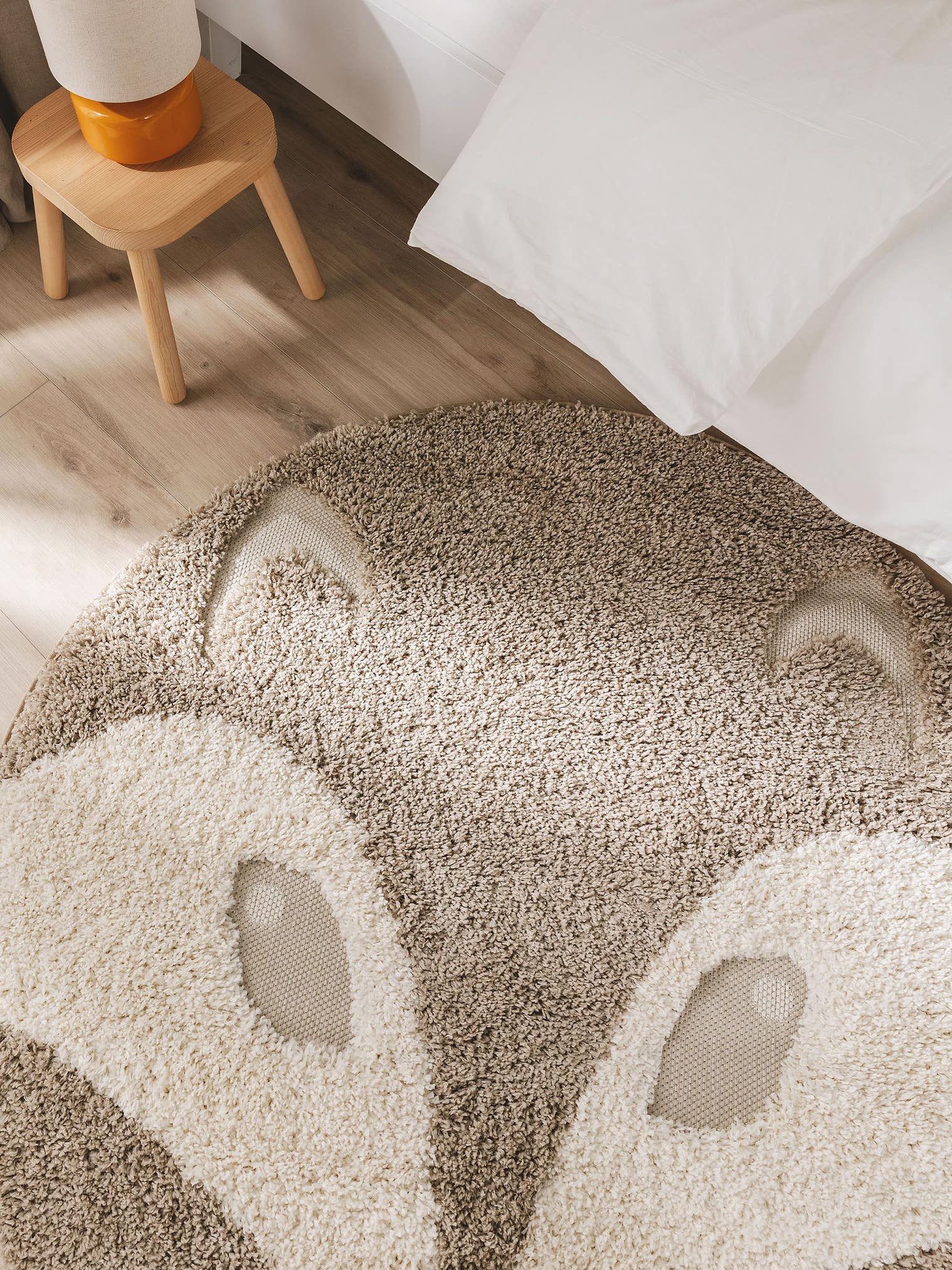 Teppich aus 100% Polypropylen in Beige mit 21 bis 30 mm hohem Flor von Lytte