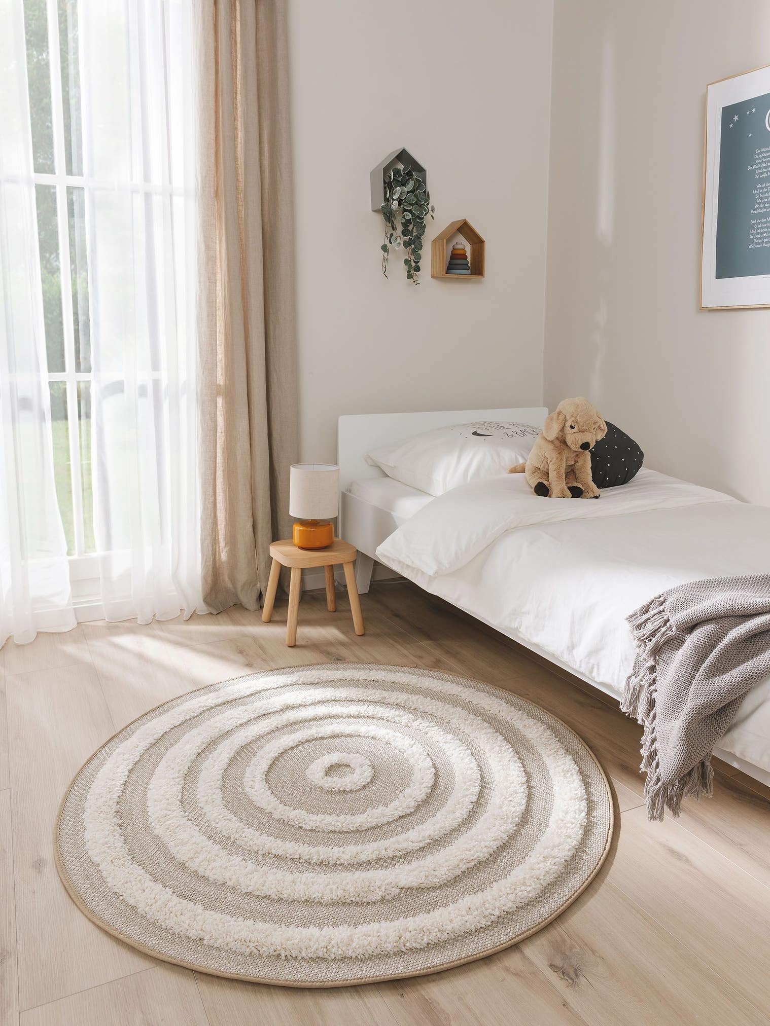 Teppich aus 100% Polypropylen in Beige mit 21 bis 30 mm hohem Flor von Lytte