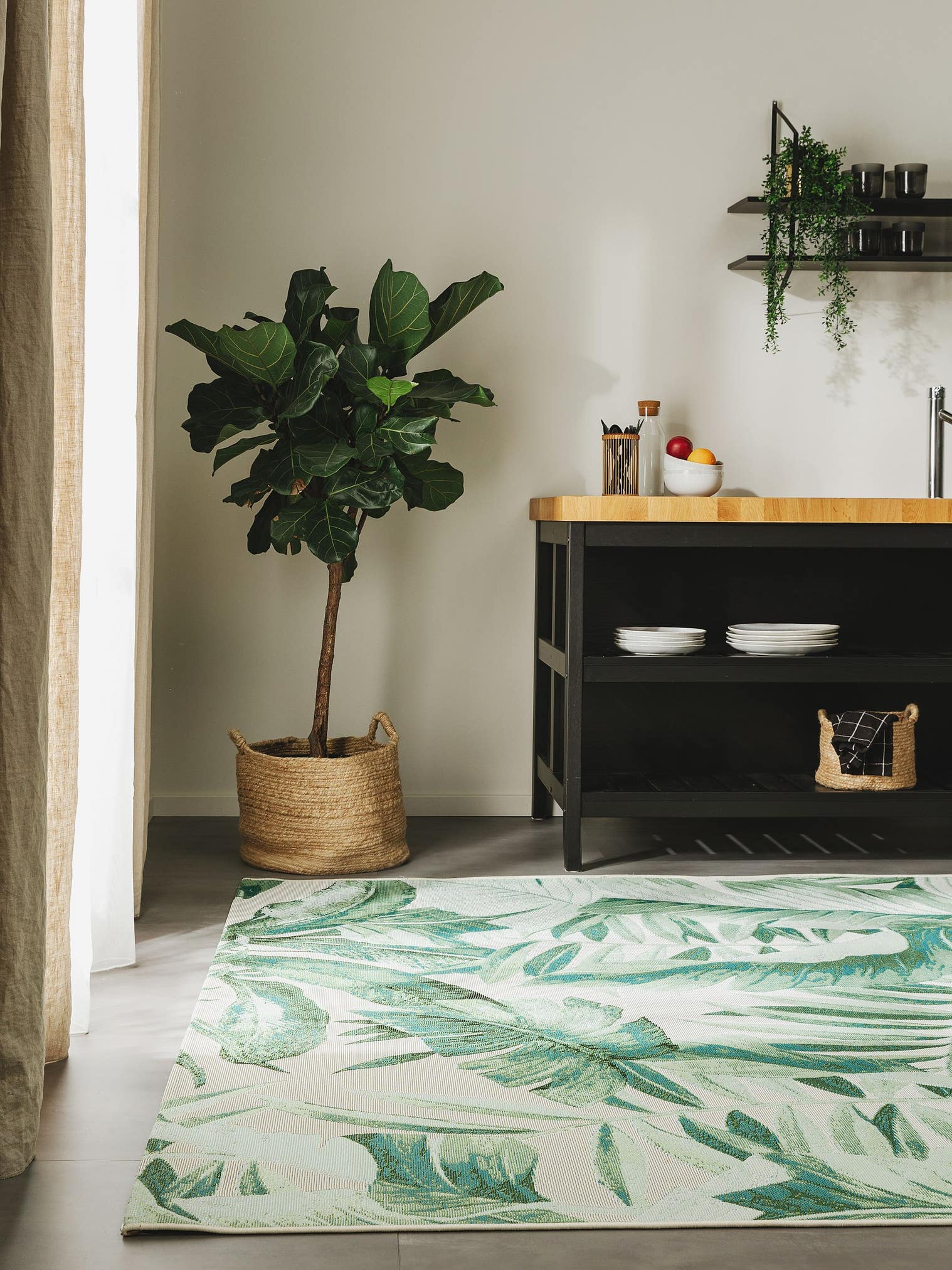 Koberec z 76 % polypropylen, 23 % polyester, 1 % latex. v Zelená s vlasem výšky do 5 mm od benuta Nest