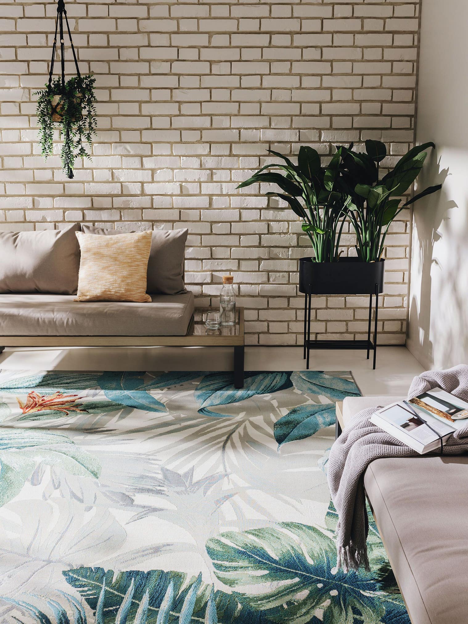 Tapis en 76% Polypropylène, 23% Polyester, 1% Latex en Multicouleur avec une pile de 1- 5 mm de hauteur de benuta Nest