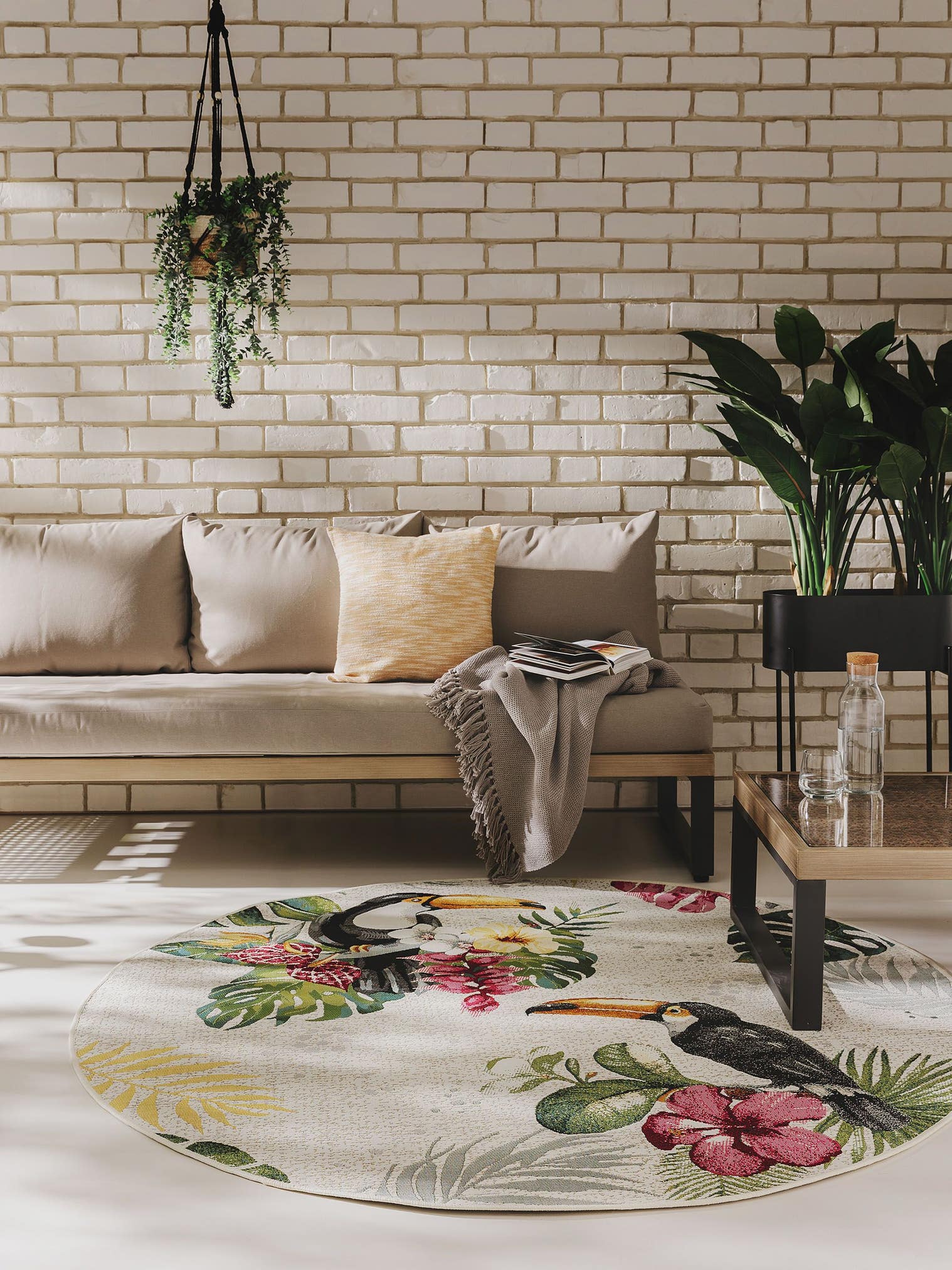 Teppich aus 76% Polypropylen, 23% Polyester, 1% Latex in Multicolor mit bis 5 mm hohem Flor von benuta Nest
