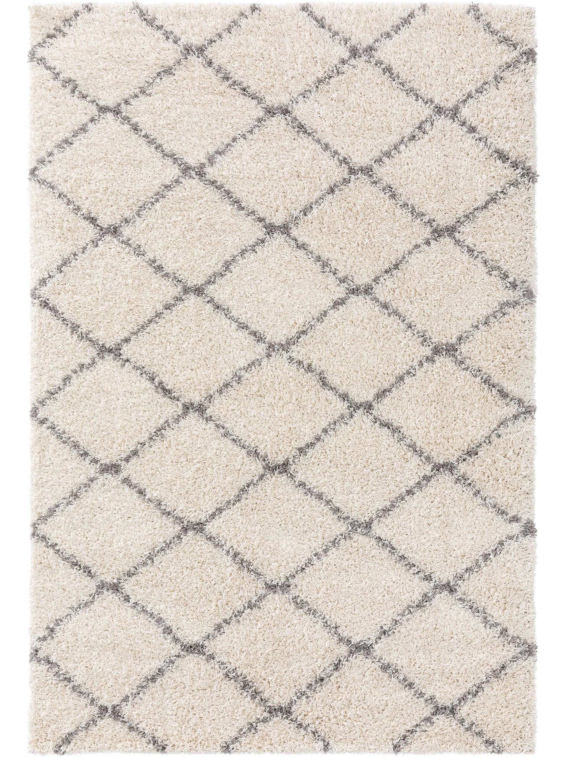 Rug made of 100% Polypropylene in Beige with a 31 - 40 mm high pile by benuta Pop