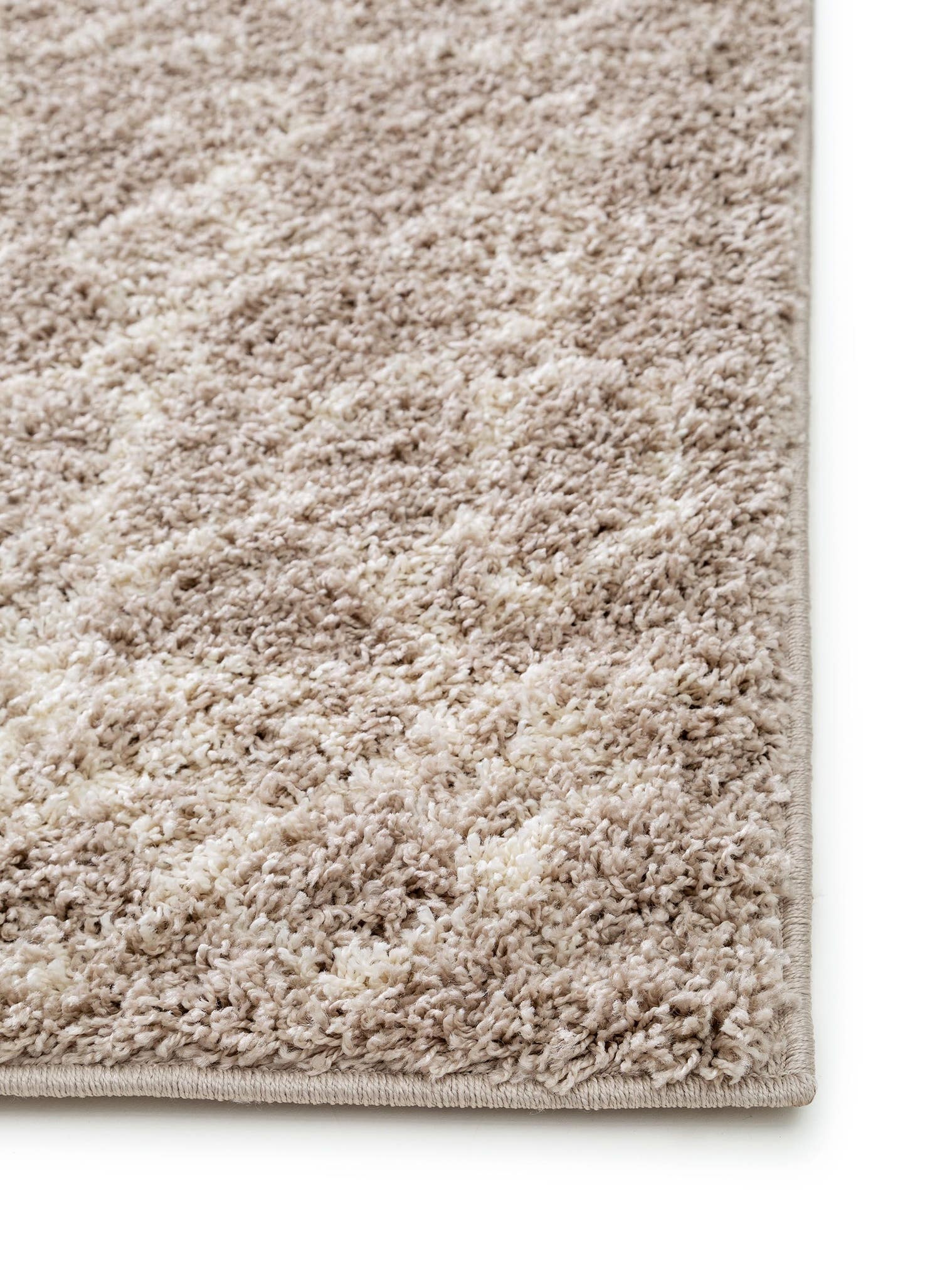 Tapis en 100% Polypropylène en Beige avec une pile de 31 - 40 mm de hauteur de benuta Pop