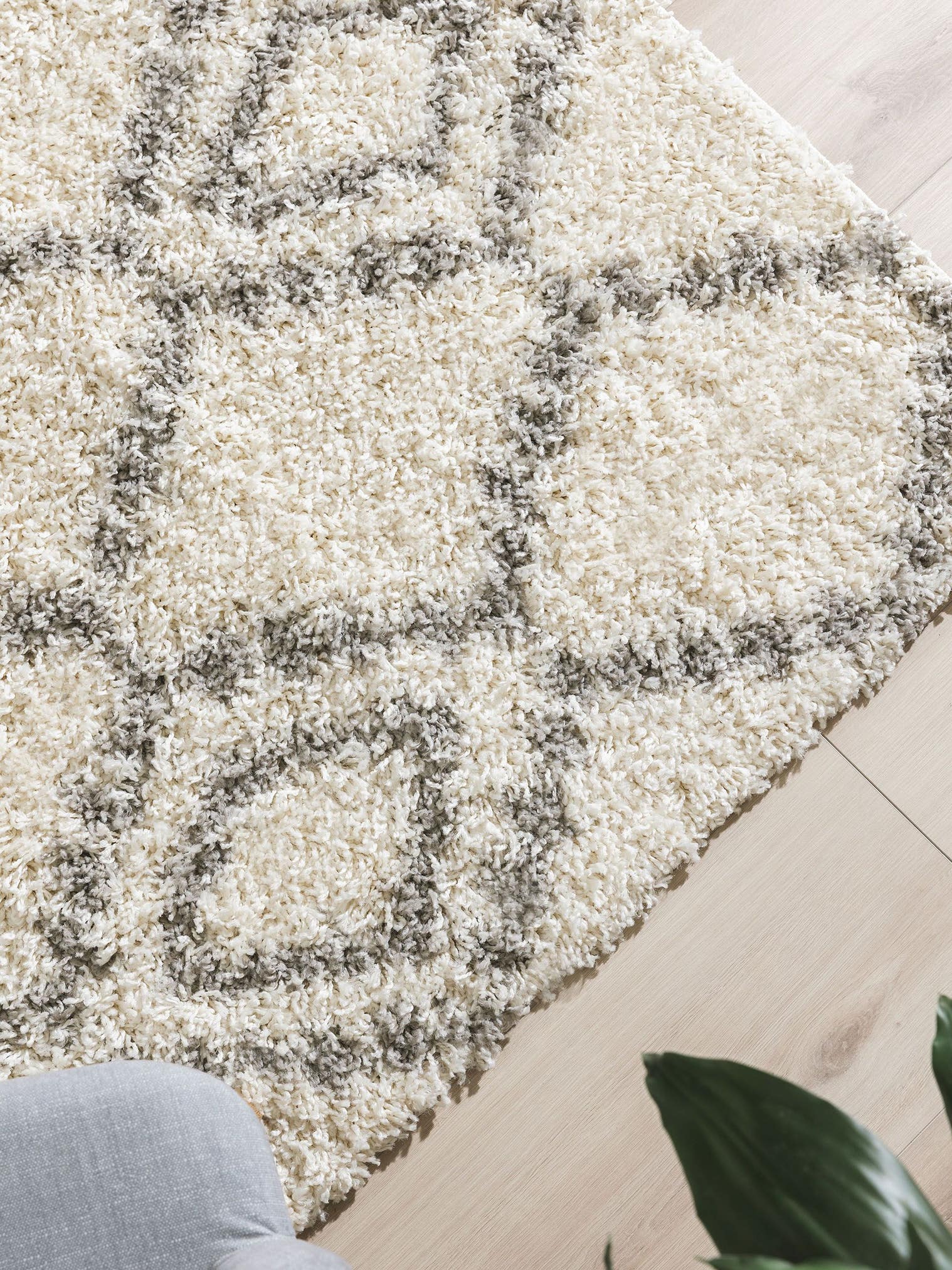 Teppich aus 100% Polypropylen in Beige mit 31 bis 40 mm hohem Flor von benuta Pop
