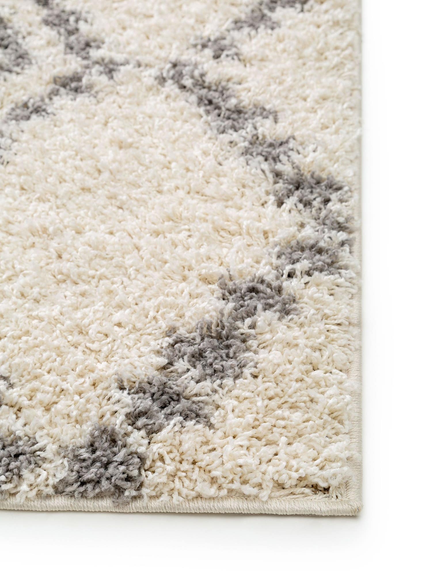 Teppich aus 100% Polypropylen in Beige mit 31 bis 40 mm hohem Flor von benuta Pop