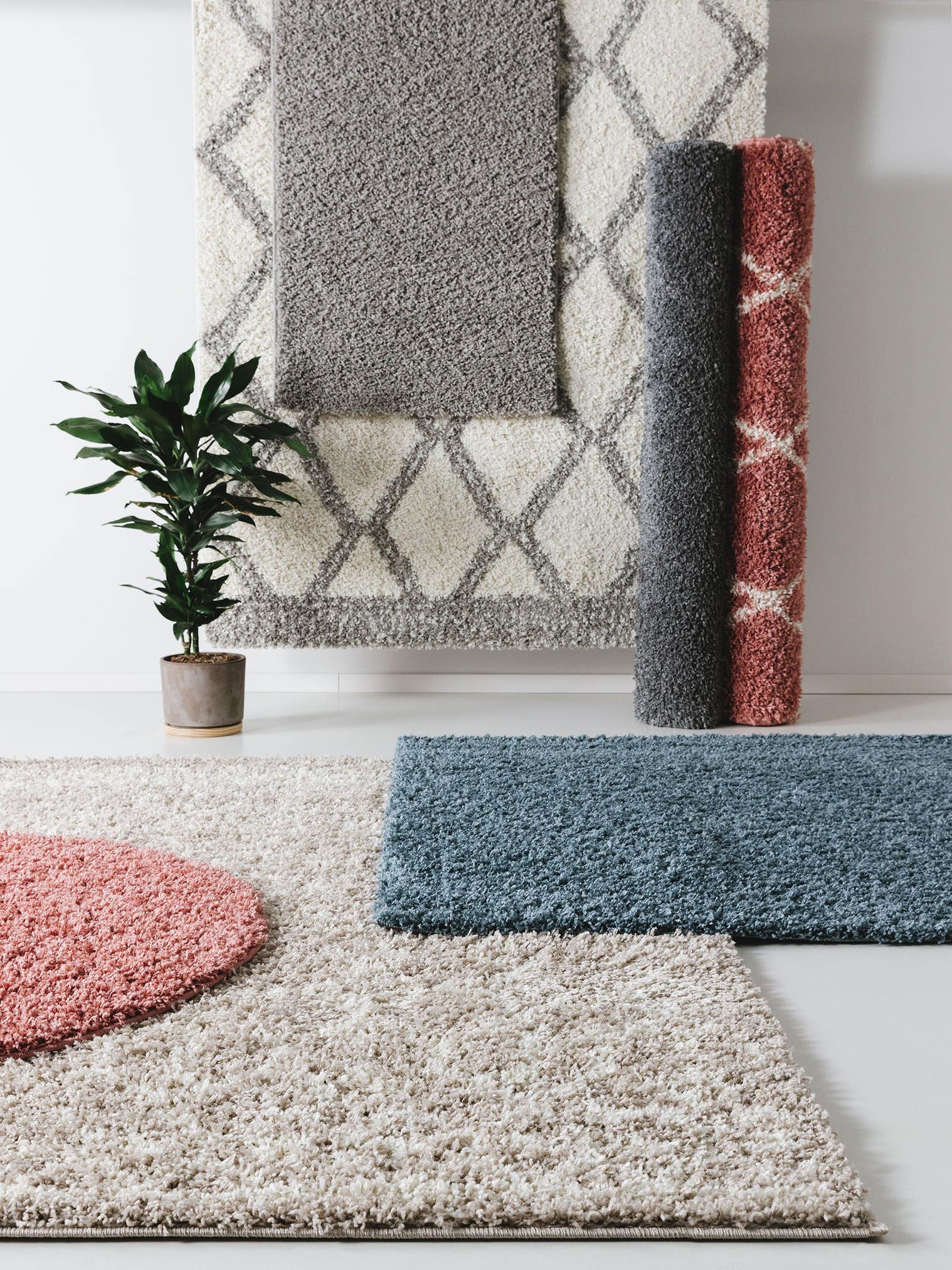Teppich aus 100% Polypropylen in Beige mit 31 bis 40 mm hohem Flor von benuta Pop