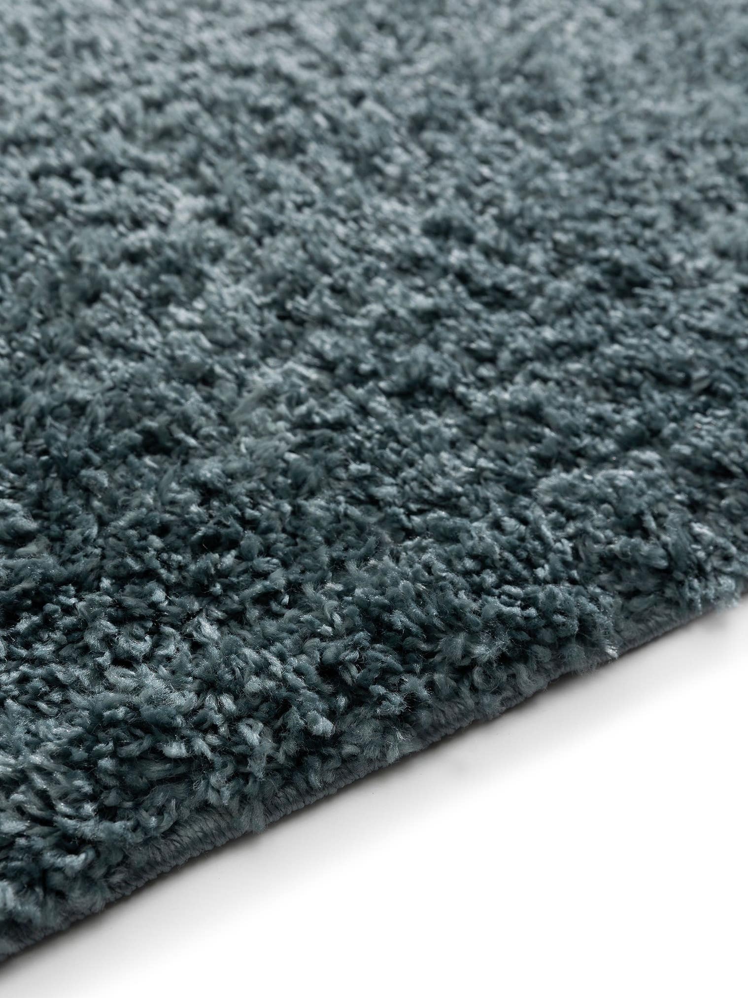 Teppich aus 100% Polypropylen in Blau mit 31 bis 40 mm hohem Flor von benuta Basic