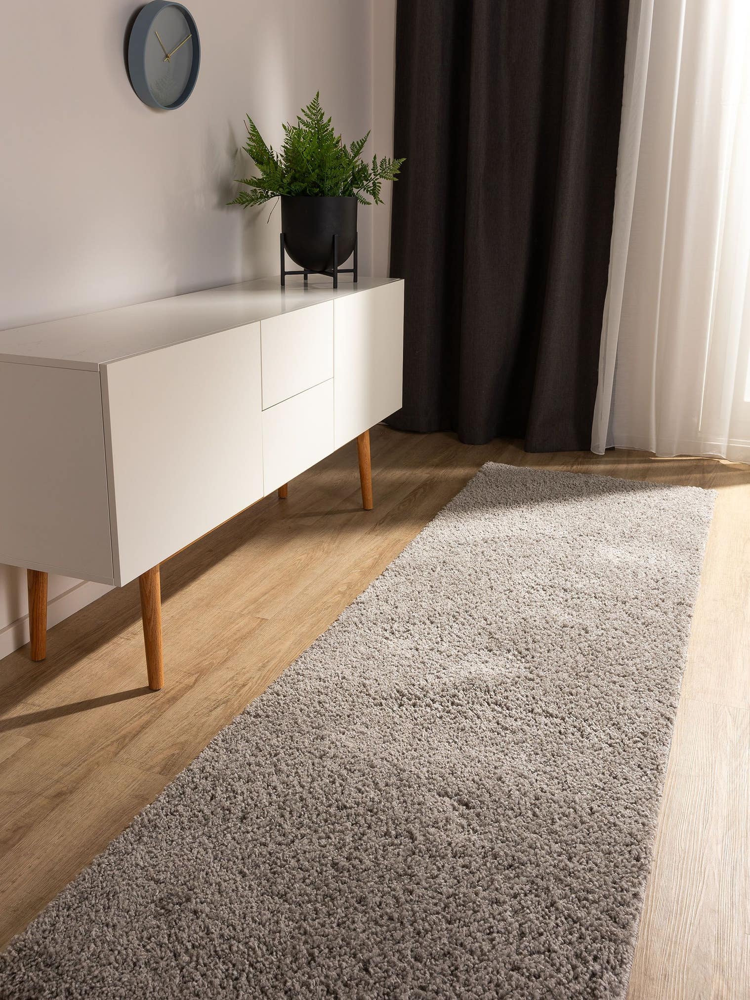 Rug made of 100% Polypropylene in Grey with a 31 - 40 mm high pile by benuta Basic