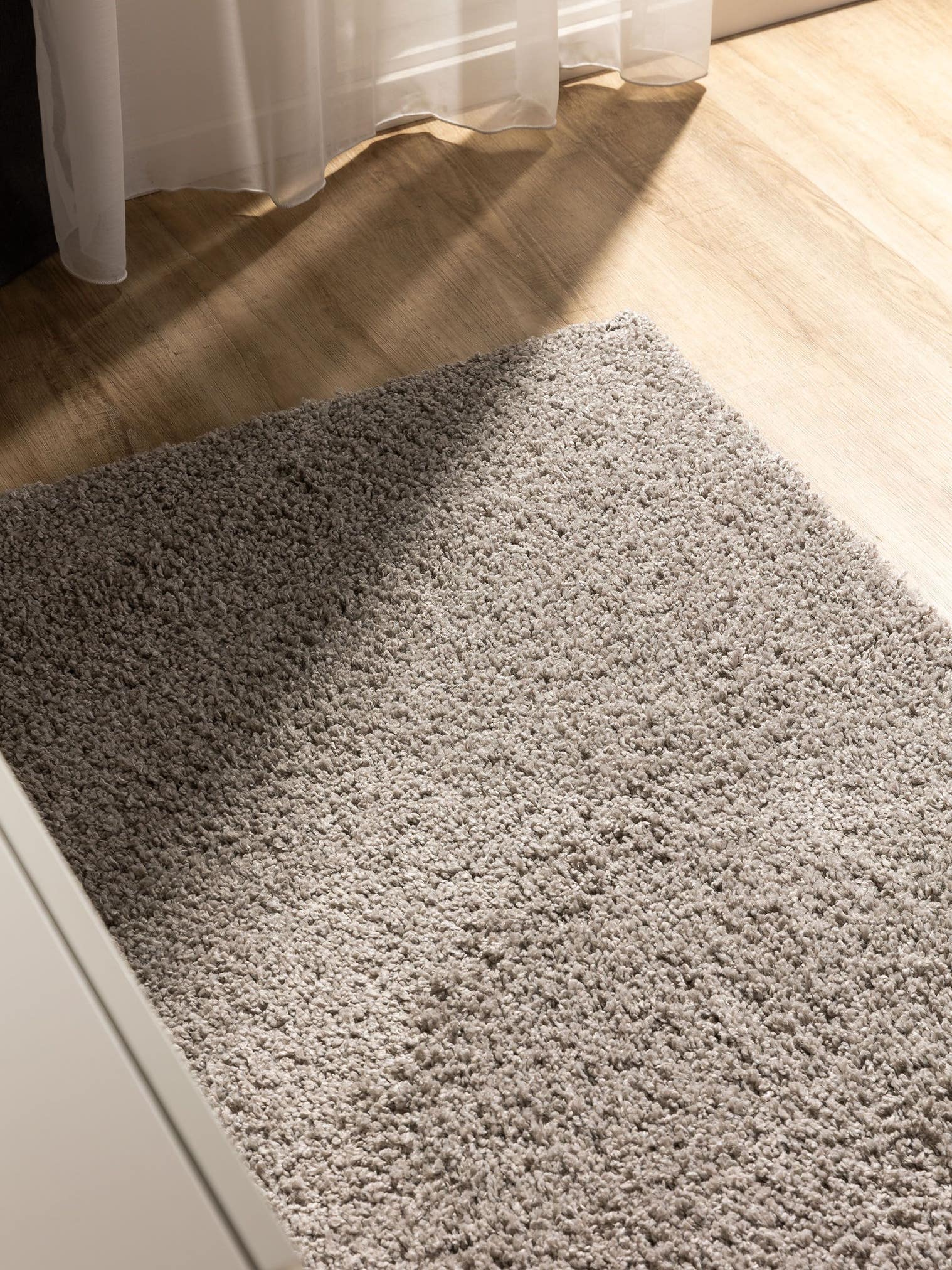 Rug made of 100% Polypropylene in Grey with a 31 - 40 mm high pile by benuta Basic