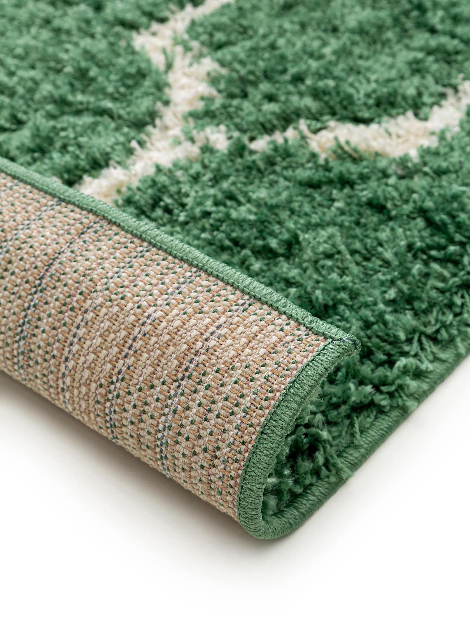 Tappeto di 100% Polipropilene in Verde con pelo alto 31 - 40 mm da benuta Pop
