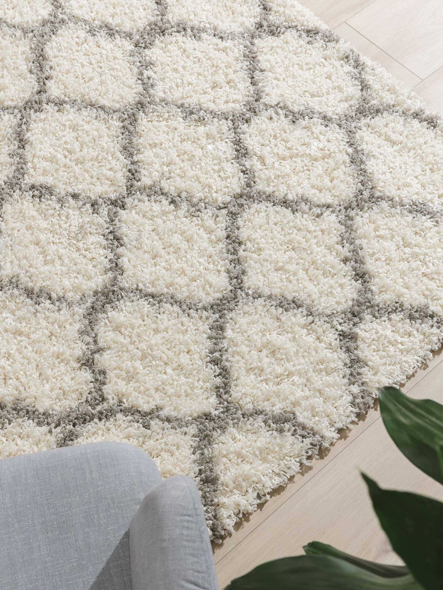 Teppich aus 100% Polypropylen in Beige mit 31 bis 40 mm hohem Flor von benuta Pop