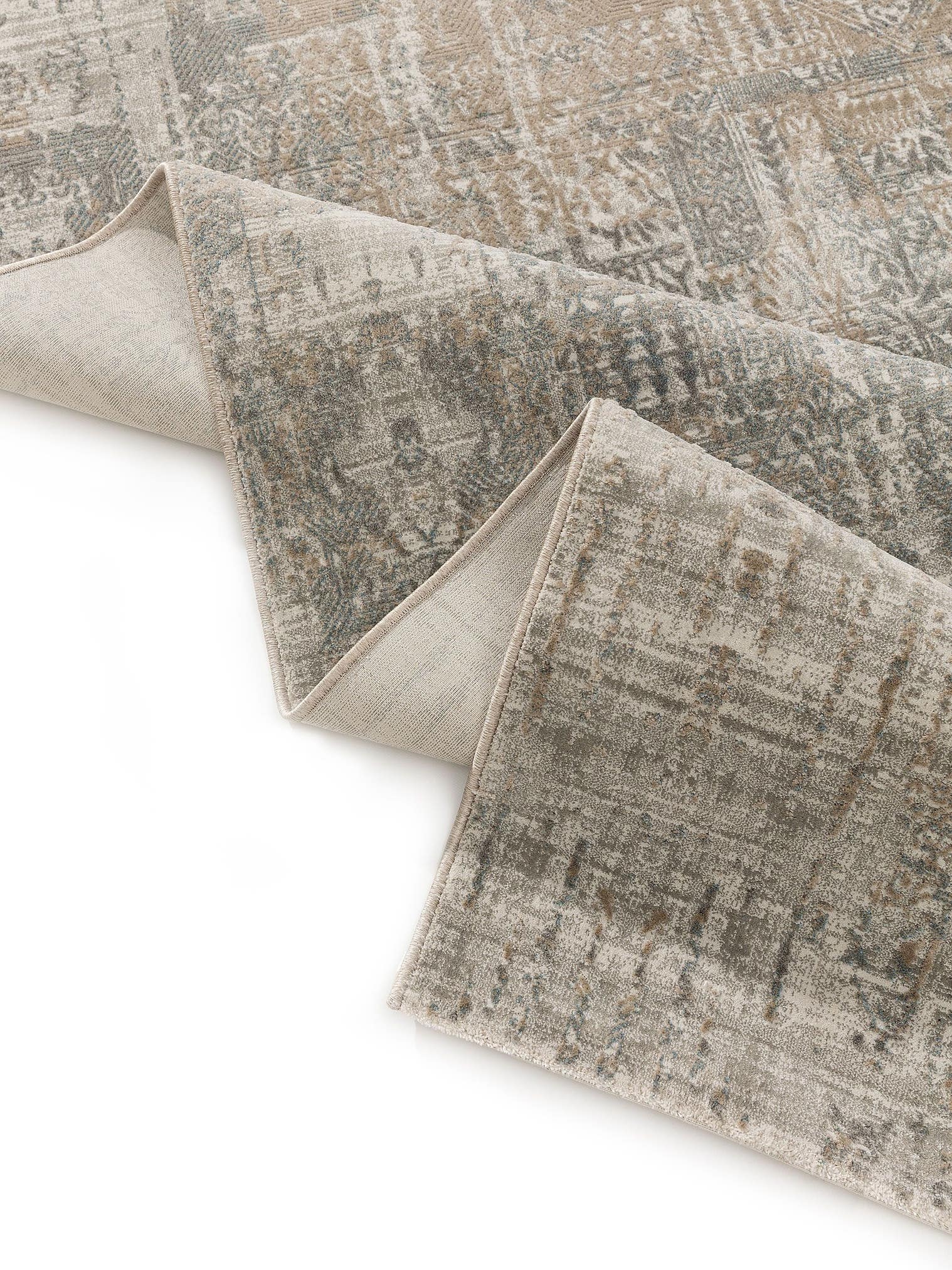 Teppich aus 100% Polyester in Grau mit 6 bis 10 mm hohem Flor von benuta Nest
