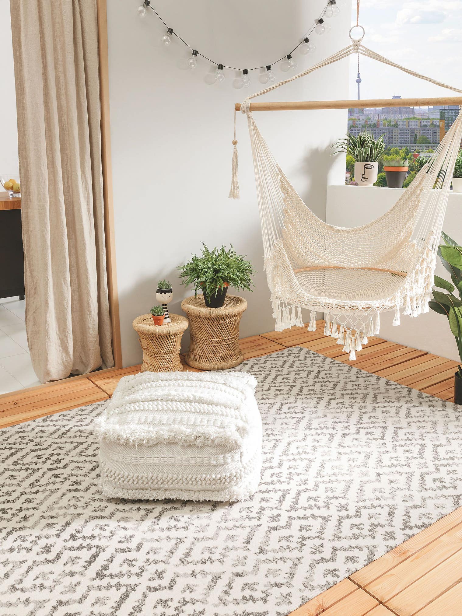 Teppich aus 100% Polypropylen in Multicolor mit bis 5 mm hohem Flor von benuta Nest