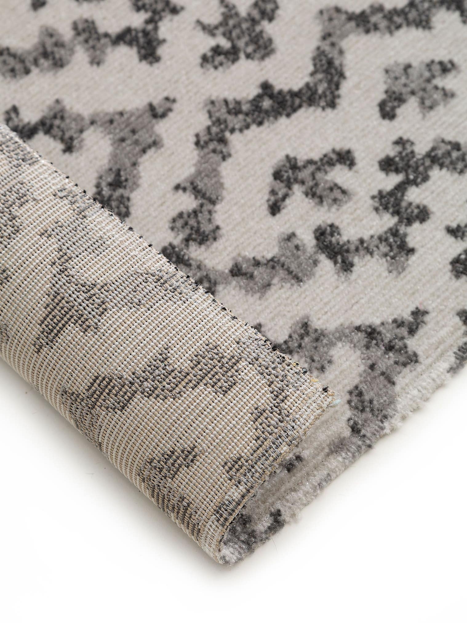 Teppich aus 100% Polypropylen in Multicolor mit bis 5 mm hohem Flor von benuta Nest