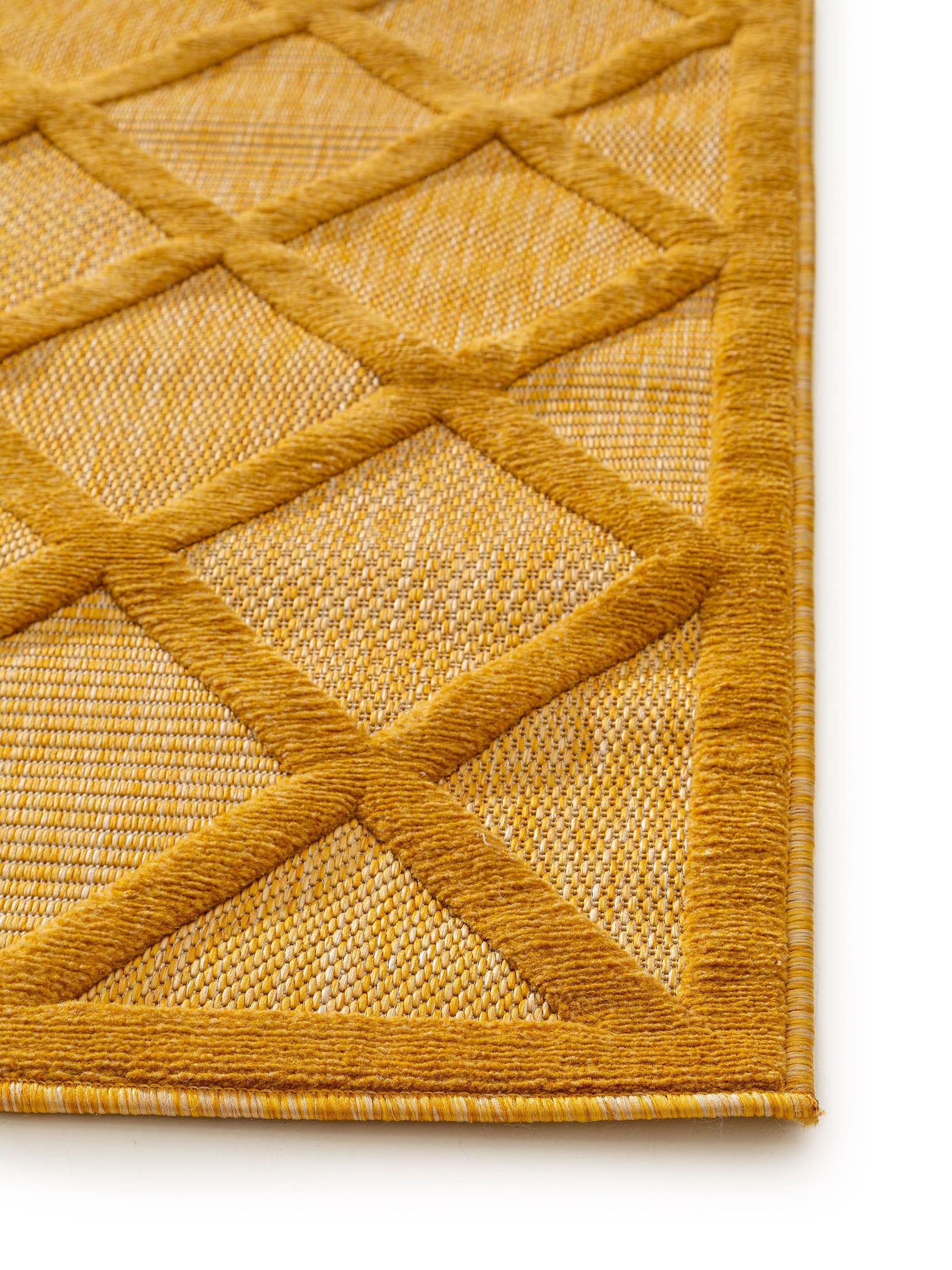 Alfombra de 100% Polipropileno en Amarillo con un pelo de {{Placeholder_Pile Height}} de altura de benuta Nest