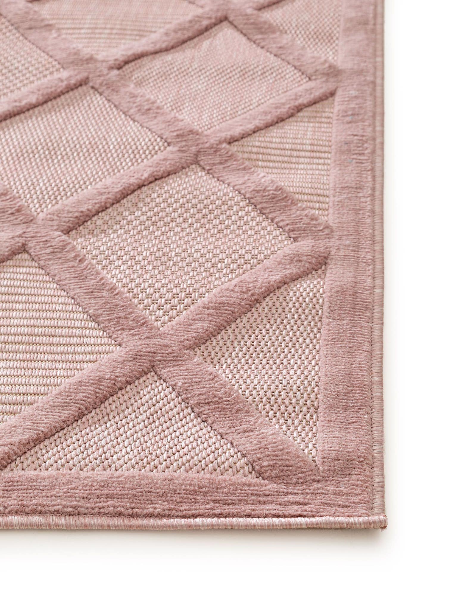 Rug made of 100% Polypropylene in Pink with a 1- 5 mm high pile by benuta Nest