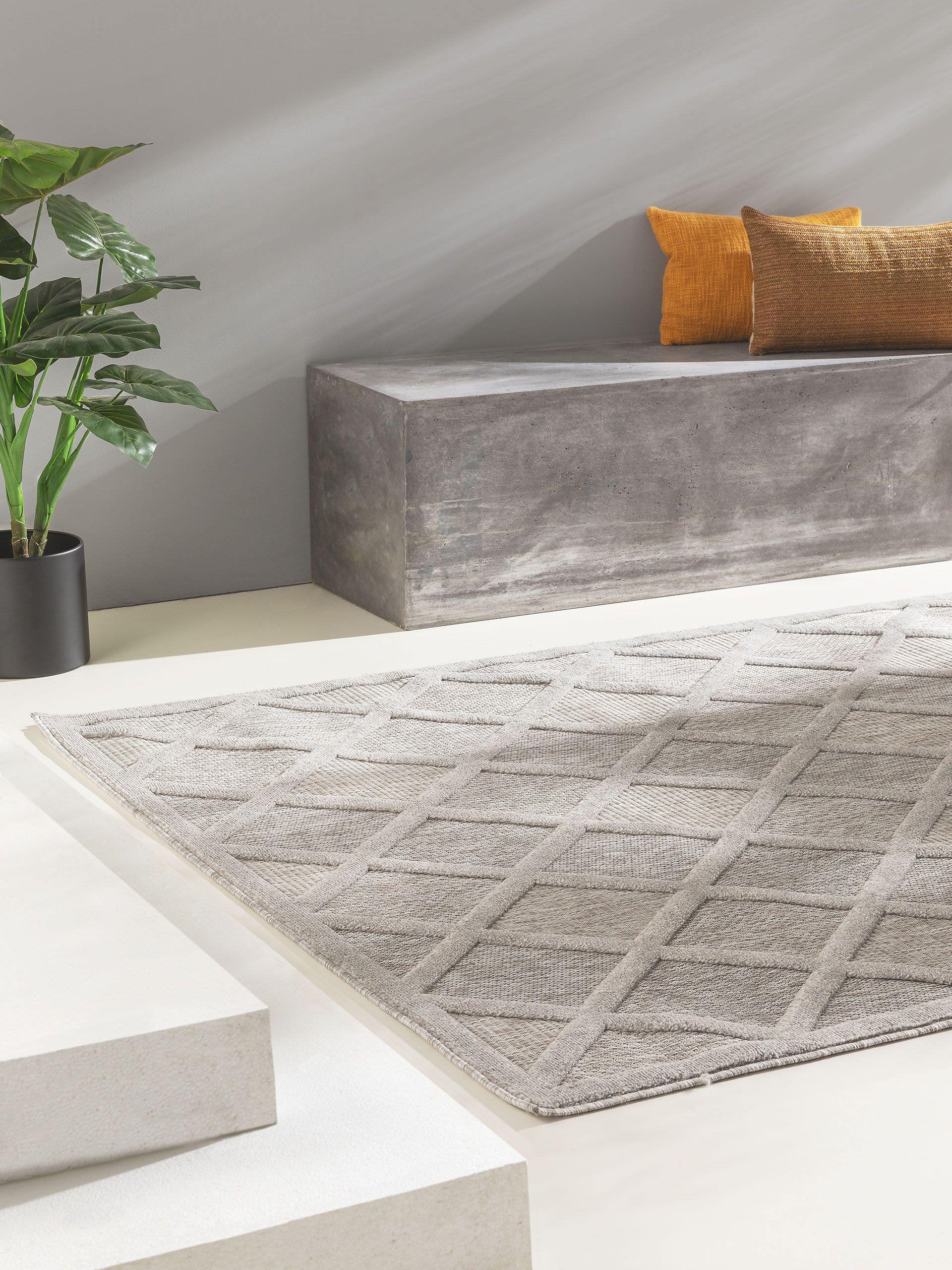 Rug made of 100% Polypropylene in Grey with a 1- 5 mm high pile by benuta Nest