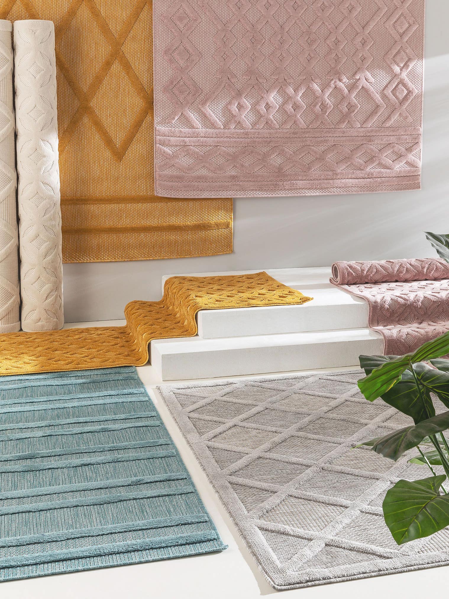 Tapis en 100% Polypropylène en Turquoise avec une pile de 1- 5 mm de hauteur de benuta Nest