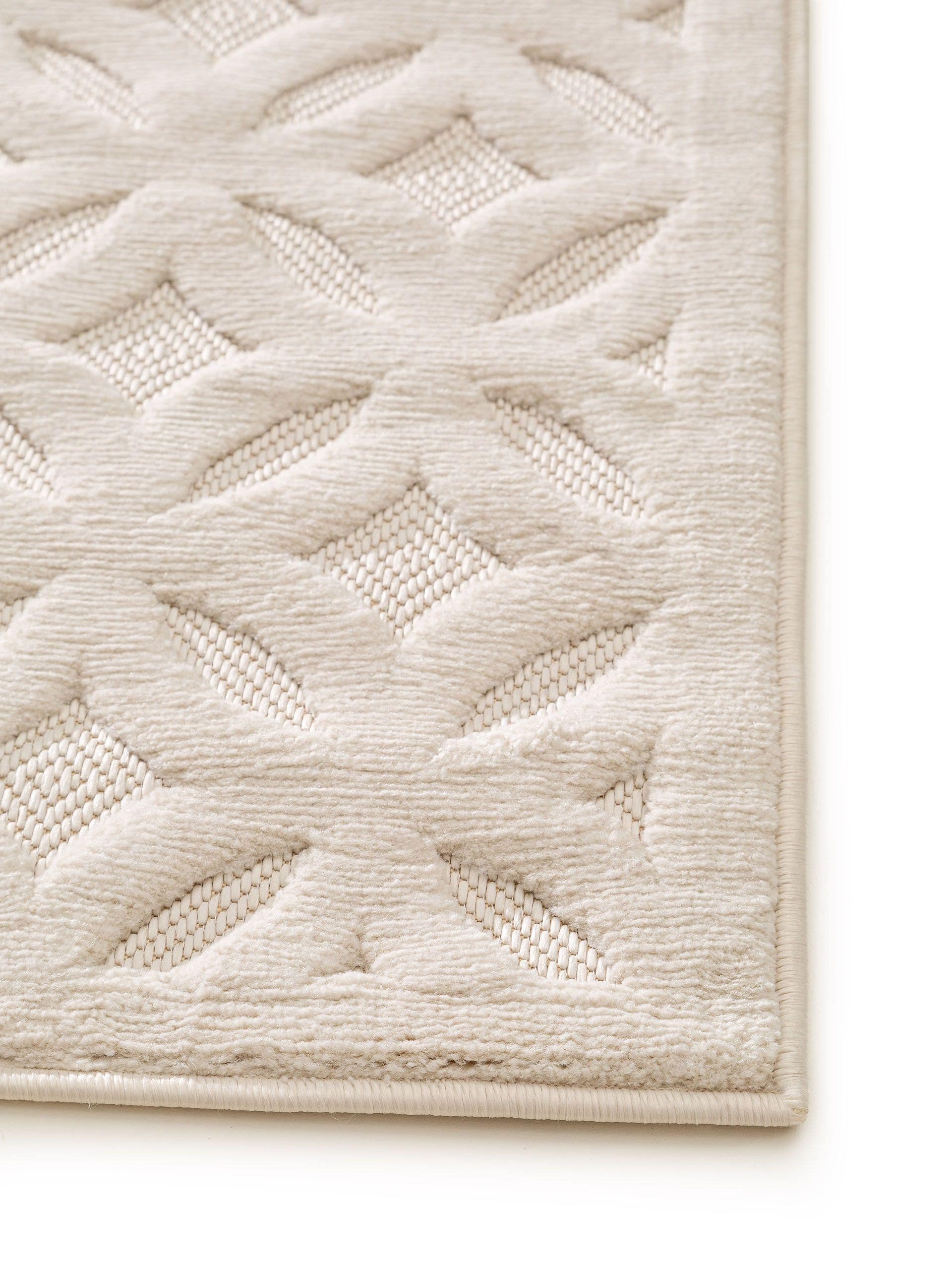 Rug made of 100% Polypropylene in Beige with a 1- 5 mm high pile by benuta Nest