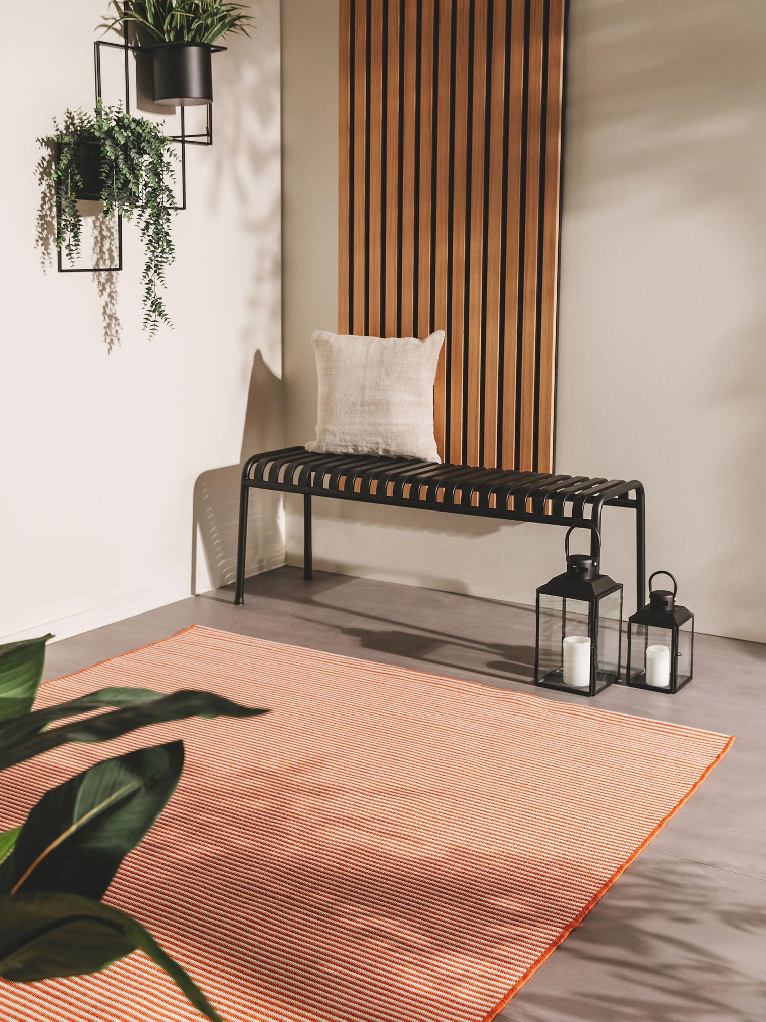 Teppich aus 100% Polypropylen in Orange mit bis 5 mm hohem Flor von benuta Nest