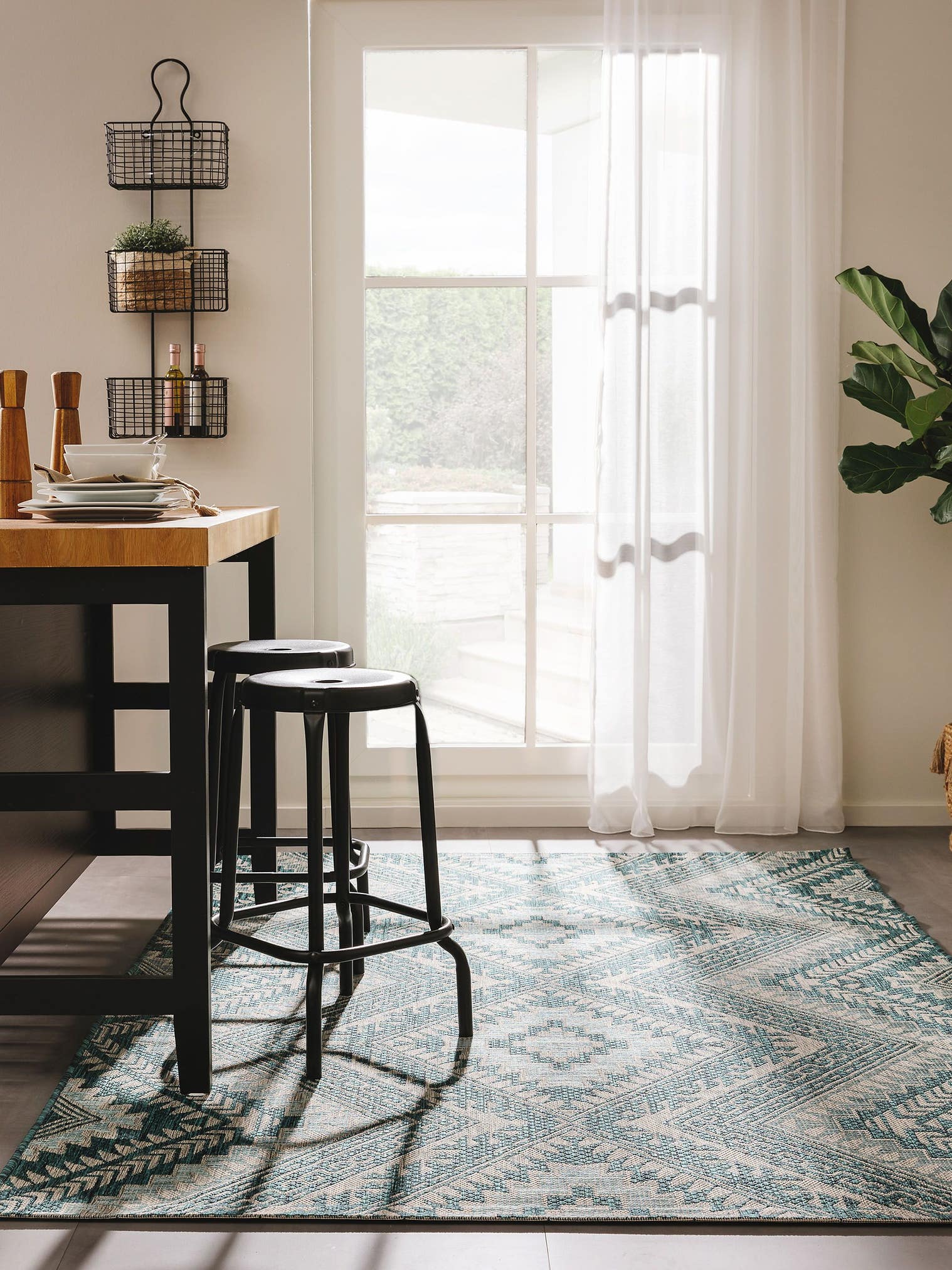 Rug made of 100% Polypropylene in Blue with a 1- 5 mm high pile by benuta Nest