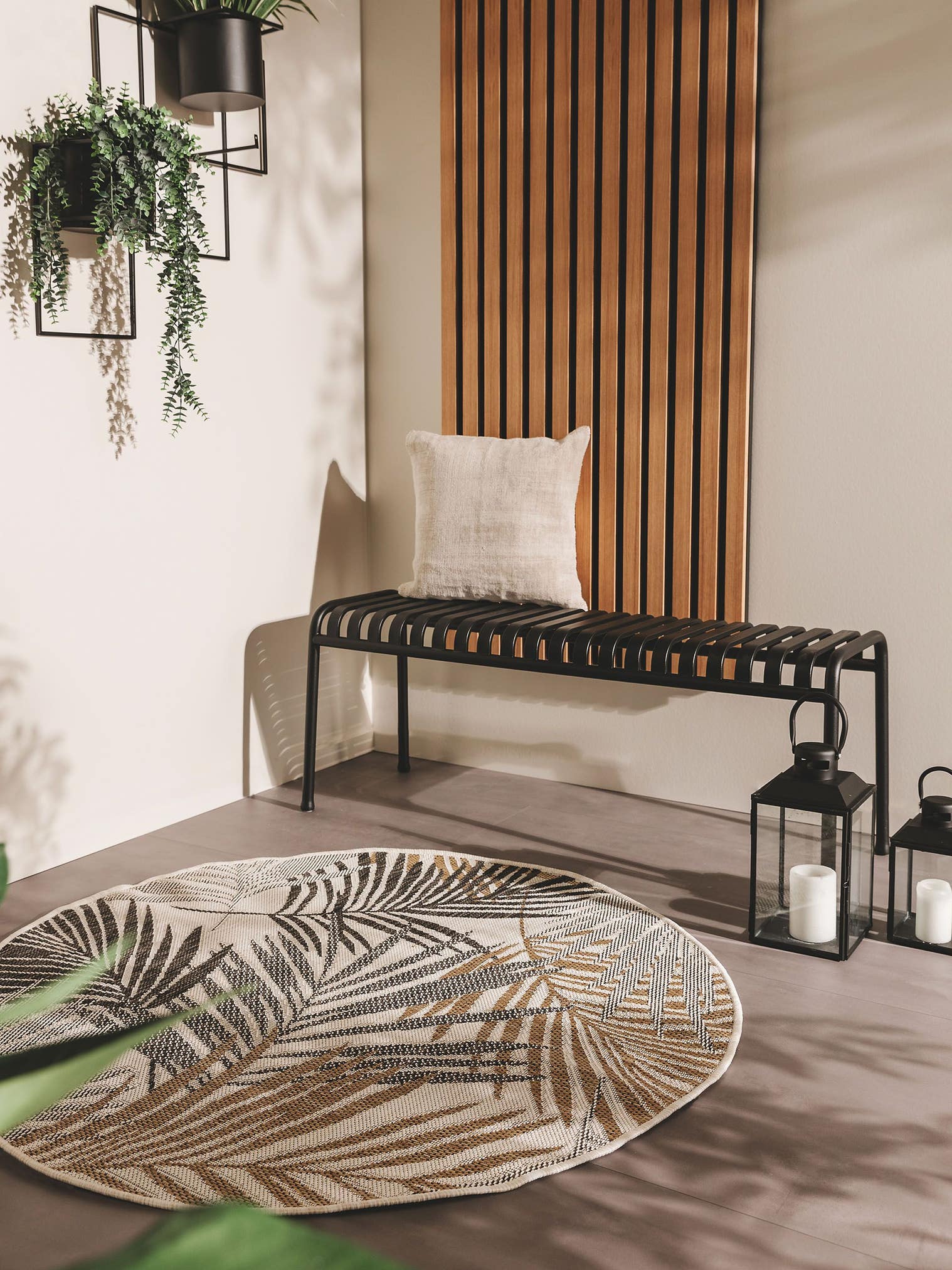 Alfombra de 100% Polipropileno en Negro con un pelo de {{Placeholder_Pile Height}} de altura de benuta Nest