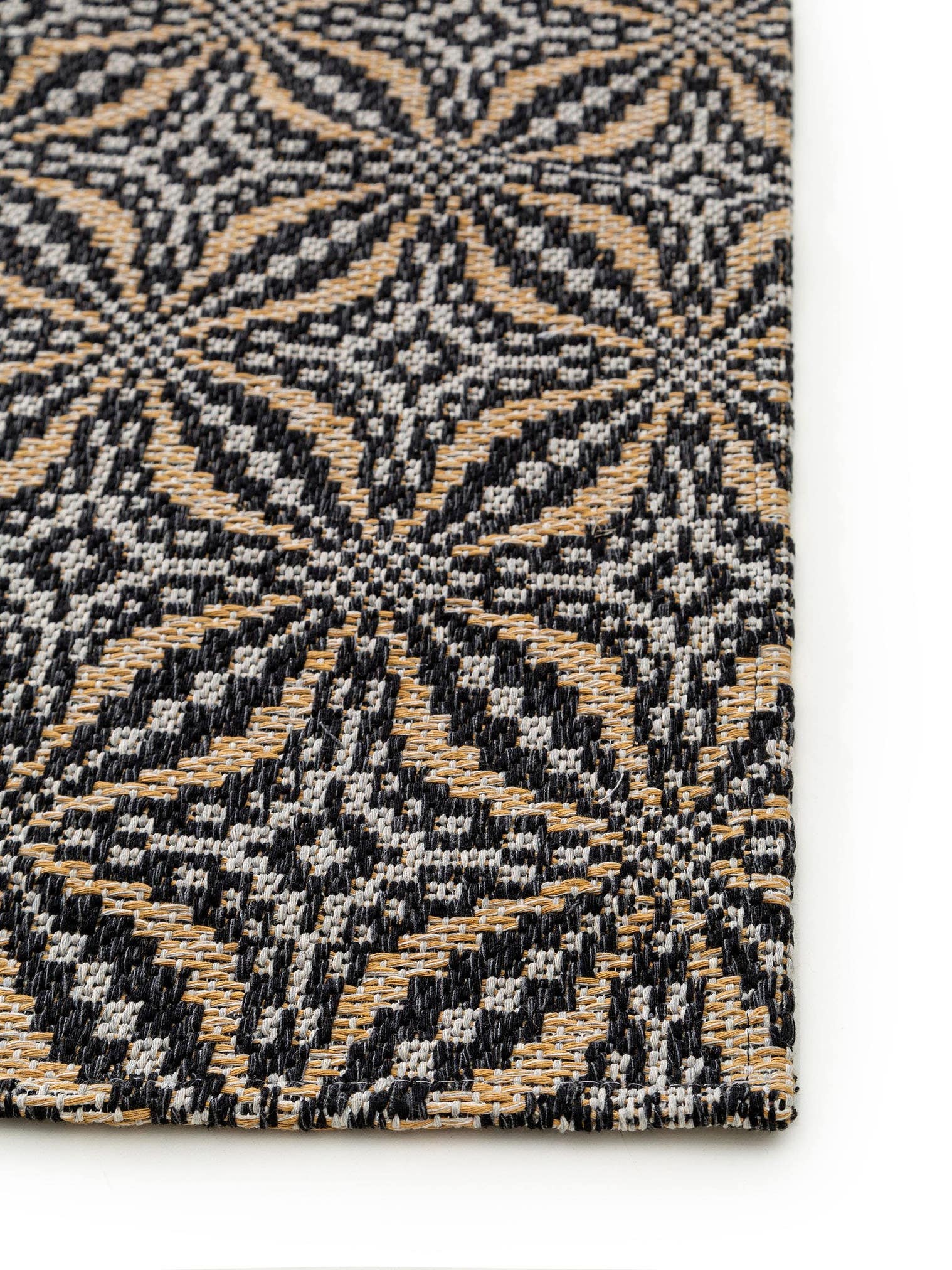 Teppich aus 100% Baumwolle in Schwarz mit bis 5 mm hohem Flor von benuta Nest