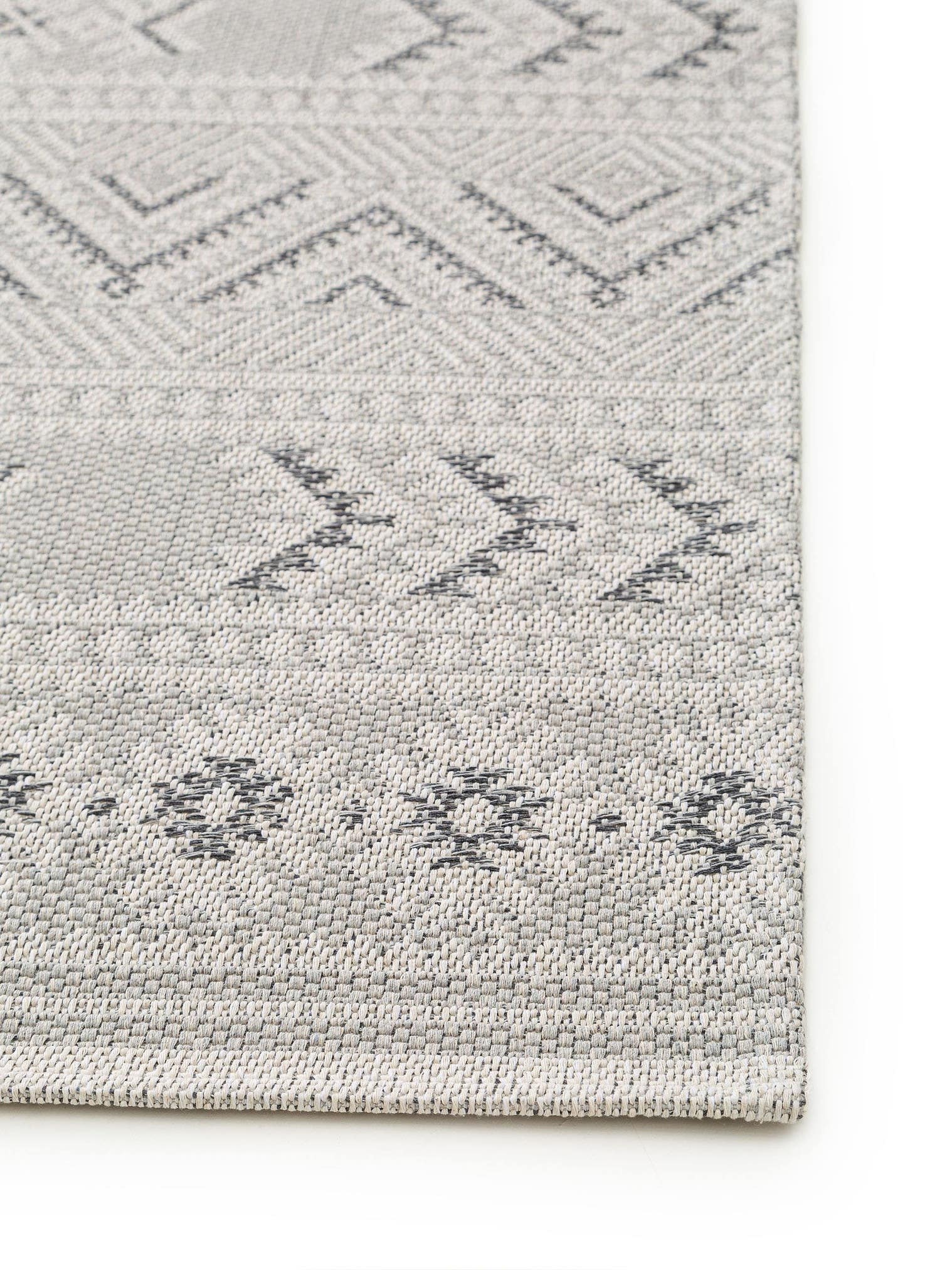 Teppich aus 100% Baumwolle in Grau mit bis 5 mm hohem Flor von benuta