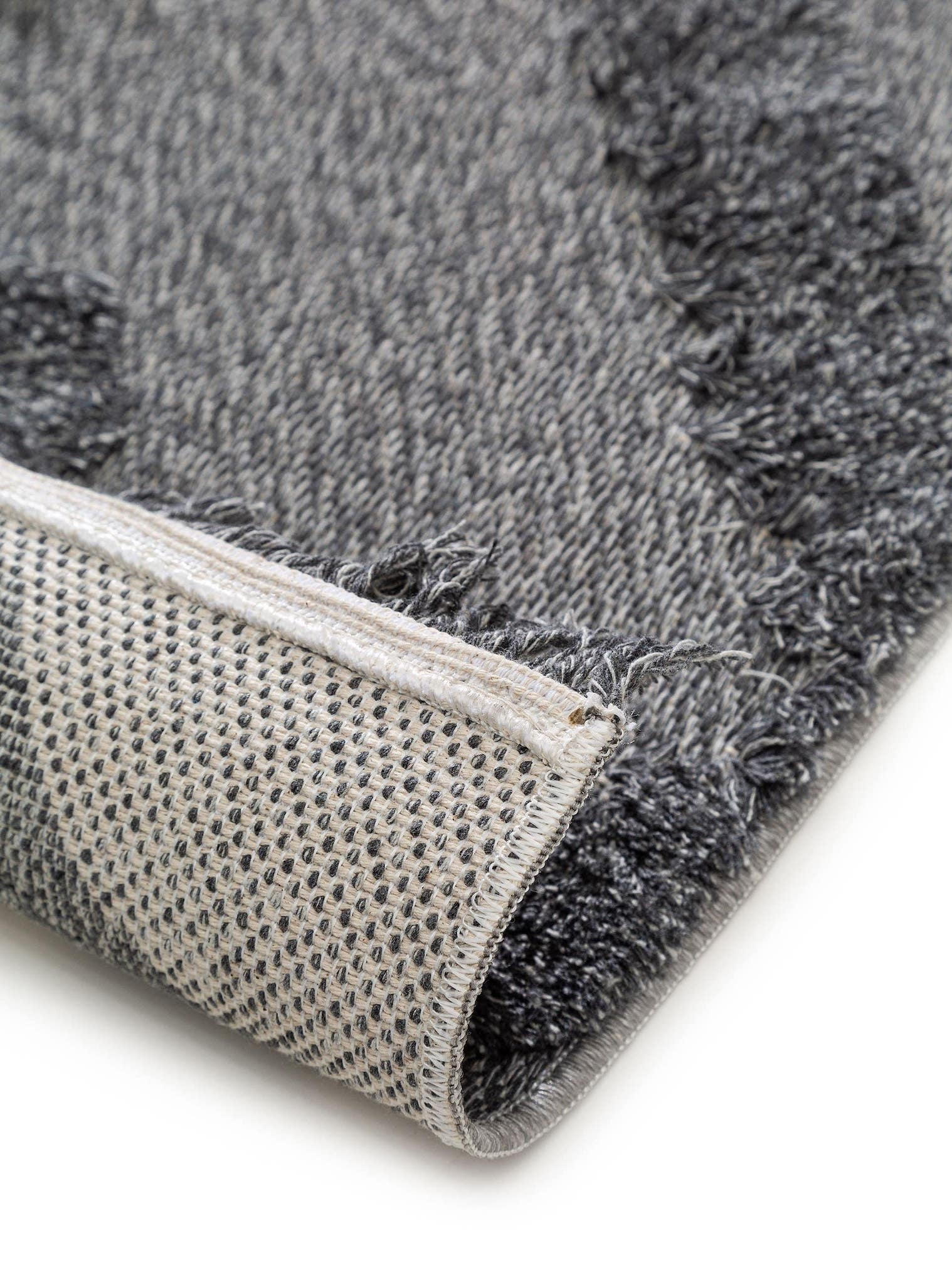 Teppich aus 100% Baumwolle in Grau mit 11 bis 20 mm hohem Flor von benuta Pop