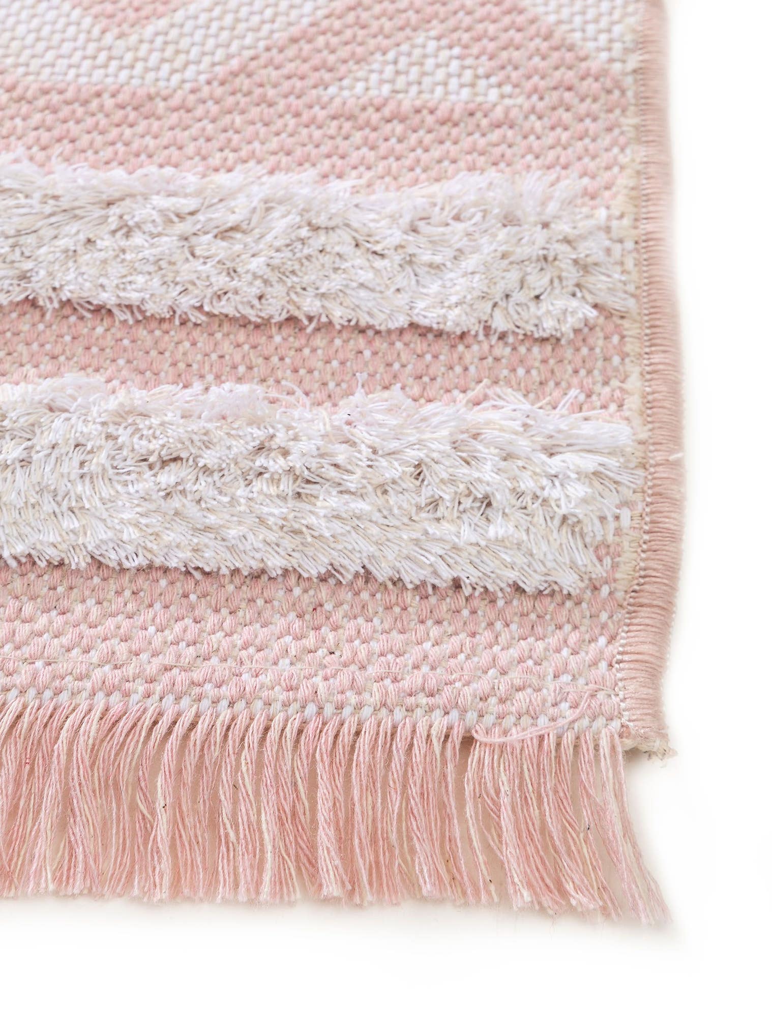 Teppich aus 100% Baumwolle in Rosa mit 11 bis 20 mm hohem Flor von benuta Pop