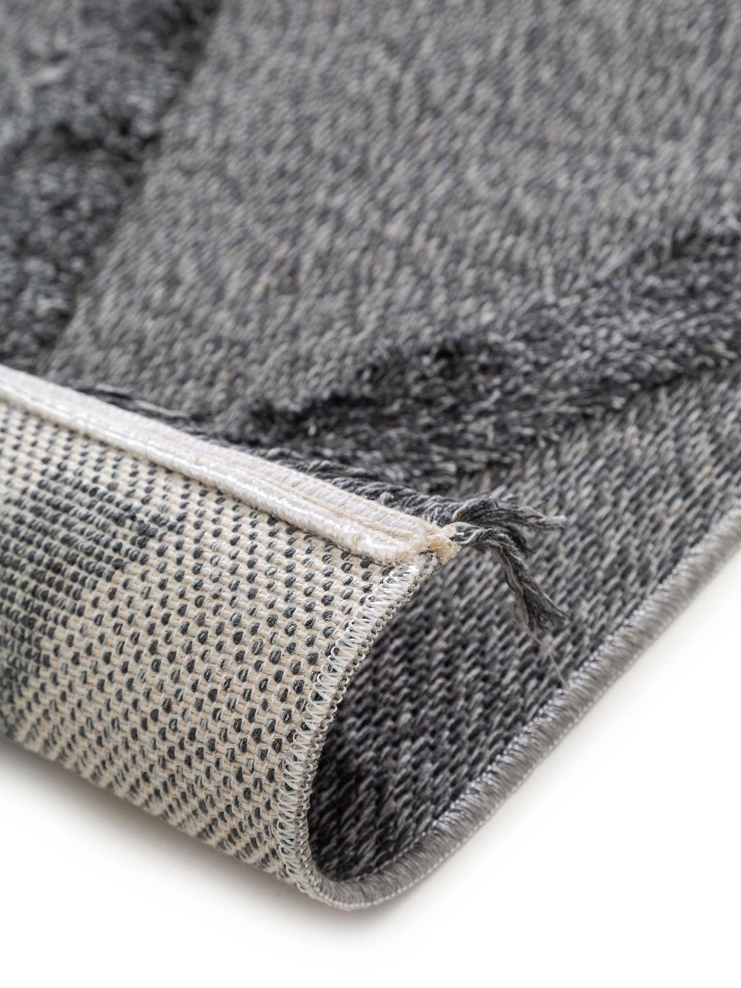 Rug made of 100% Cotton in Grey with a 11 - 20 mm high pile by benuta Pop