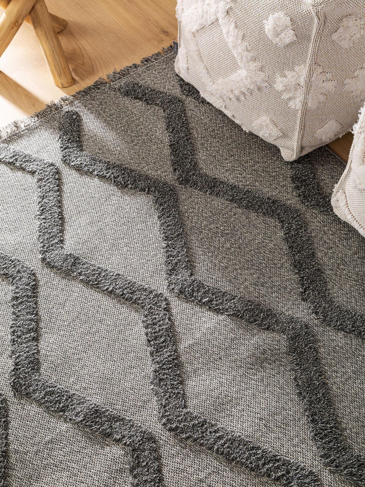 Rug made of 100% Cotton in Grey with a 11 - 20 mm high pile by benuta Pop