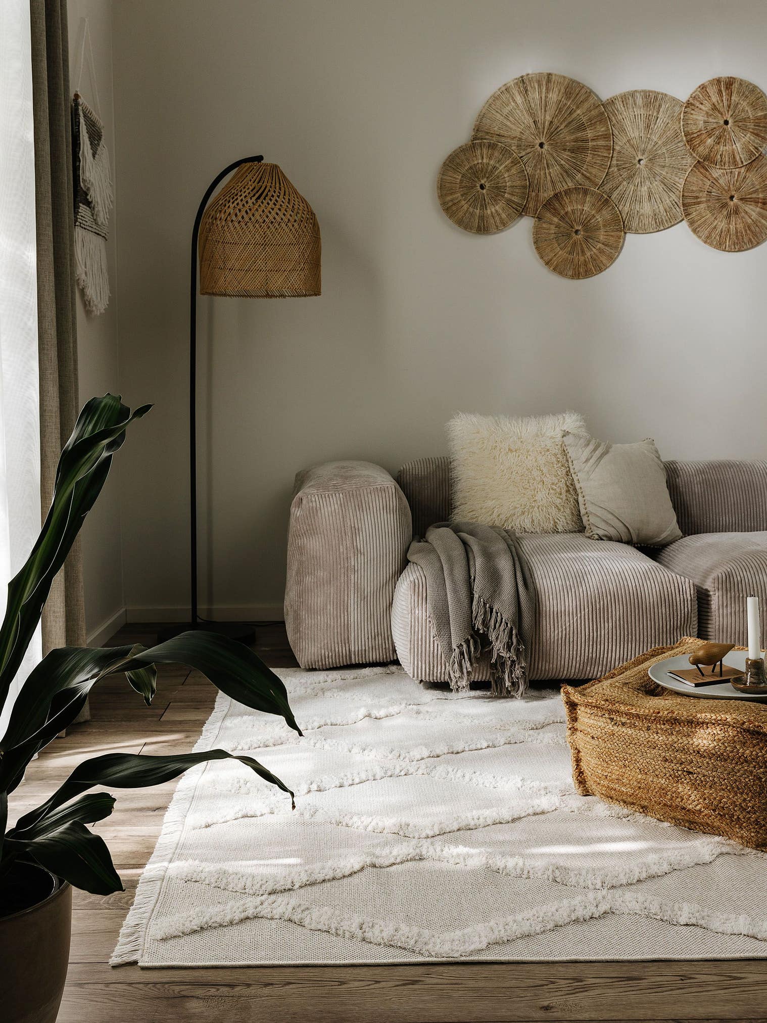 Rug made of 100% Cotton in Beige with a 11 - 20 mm high pile by benuta Pop