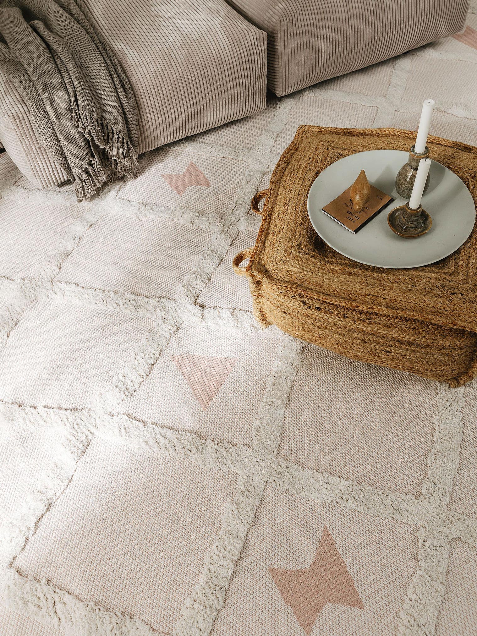 Matta av 100% Bomull i Beige med 11 - 20 mm hög lugg från benuta Pop