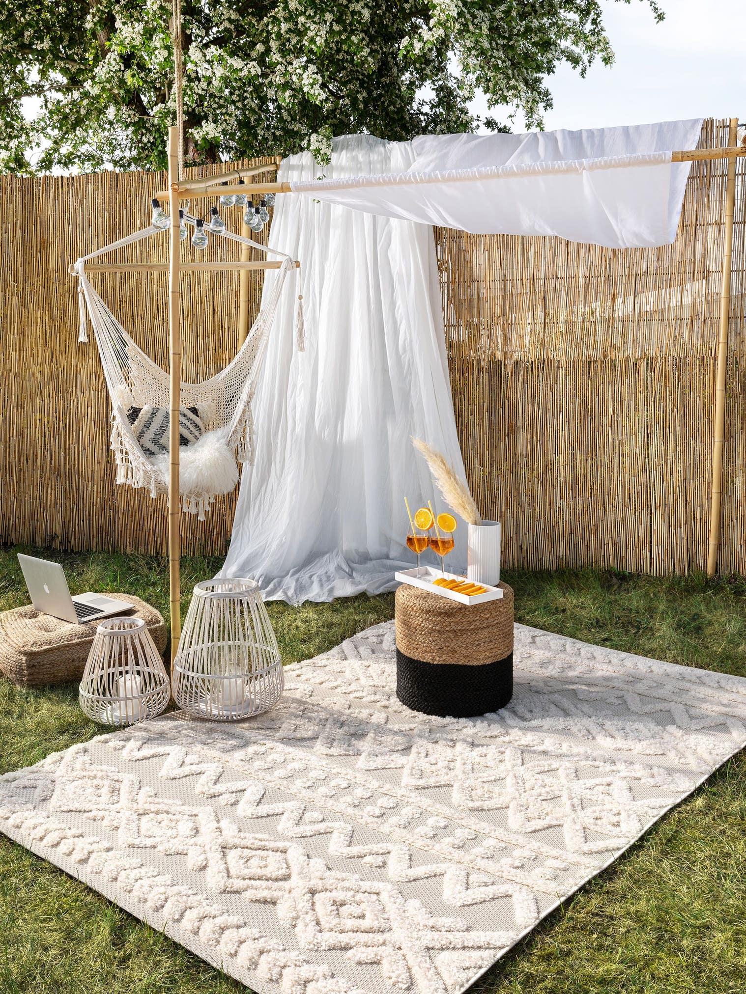 Teppich aus 100% Polypropylen in Beige mit 21 bis 30 mm hohem Flor von benuta Pop