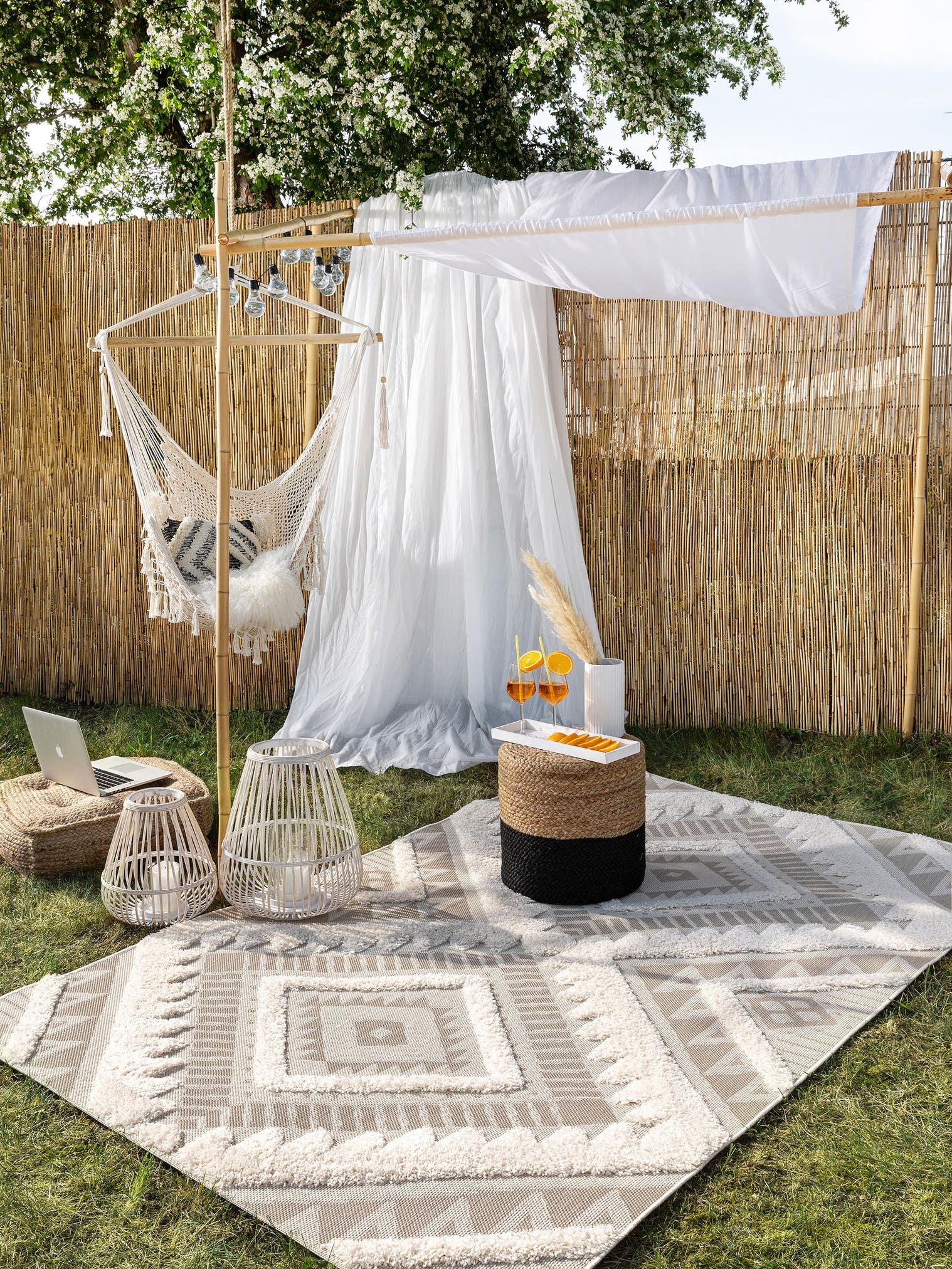 Teppich aus 100% Polypropylen in Beige mit 21 bis 30 mm hohem Flor von benuta Pop