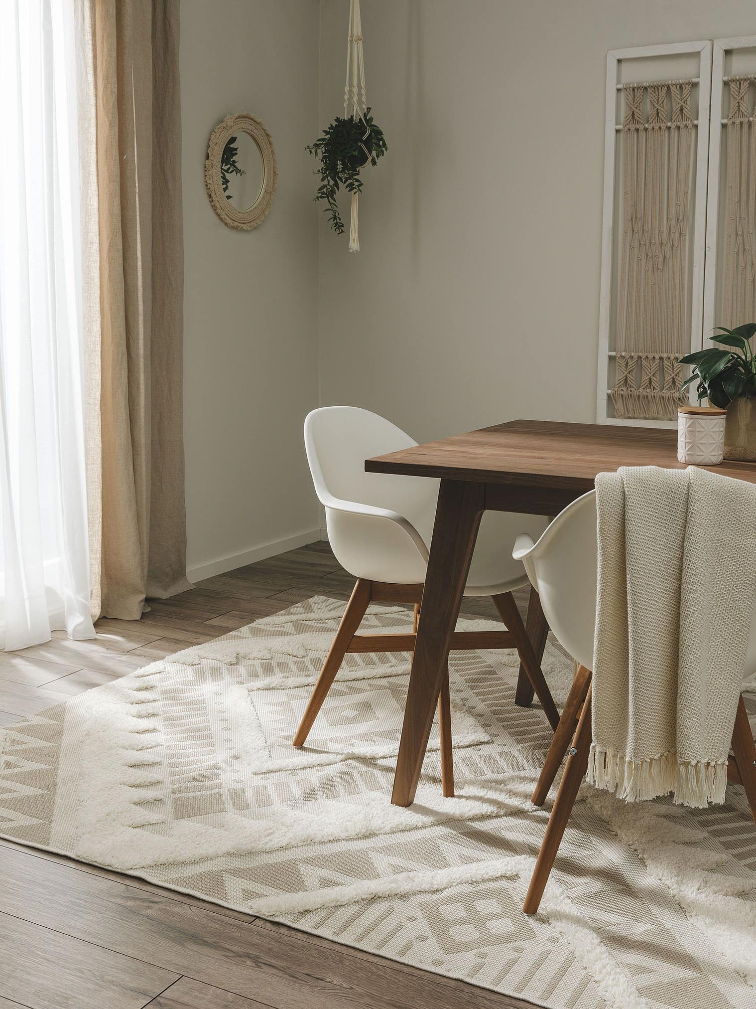 Teppich aus 100% Polypropylen in Beige mit 21 bis 30 mm hohem Flor von benuta Pop