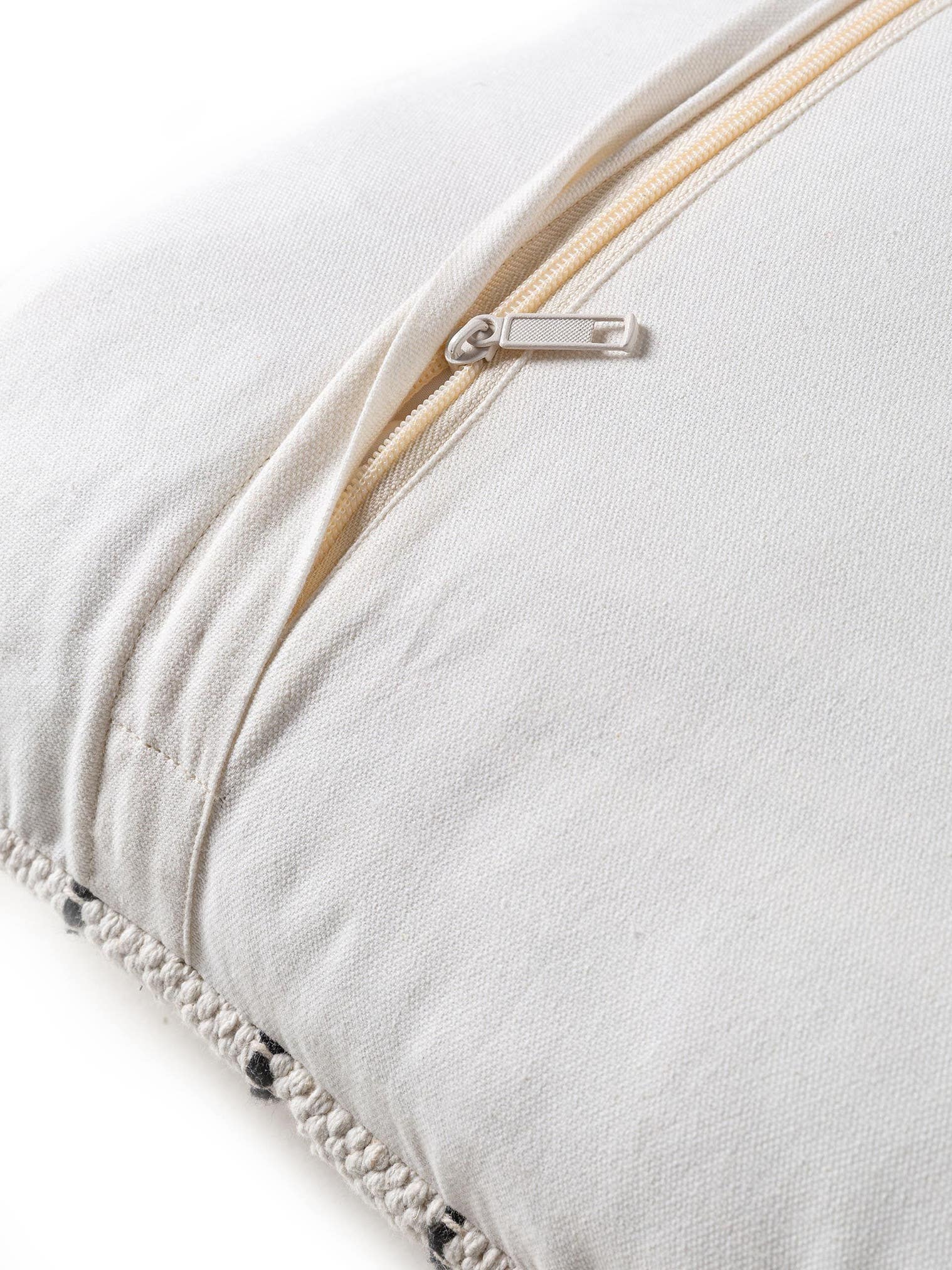 Housse de coussin Bo Ivoire en motif Géométrique en 100% Coton de benuta Pop