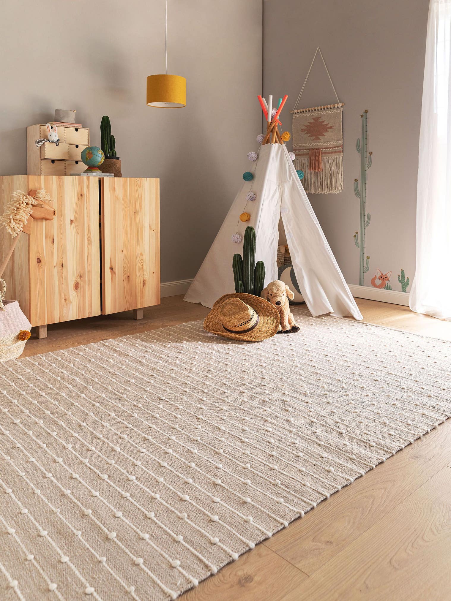 Tappeto di 80% cotton, 20% wool in Beige con pelo alto 1- 5 mm da Lytte