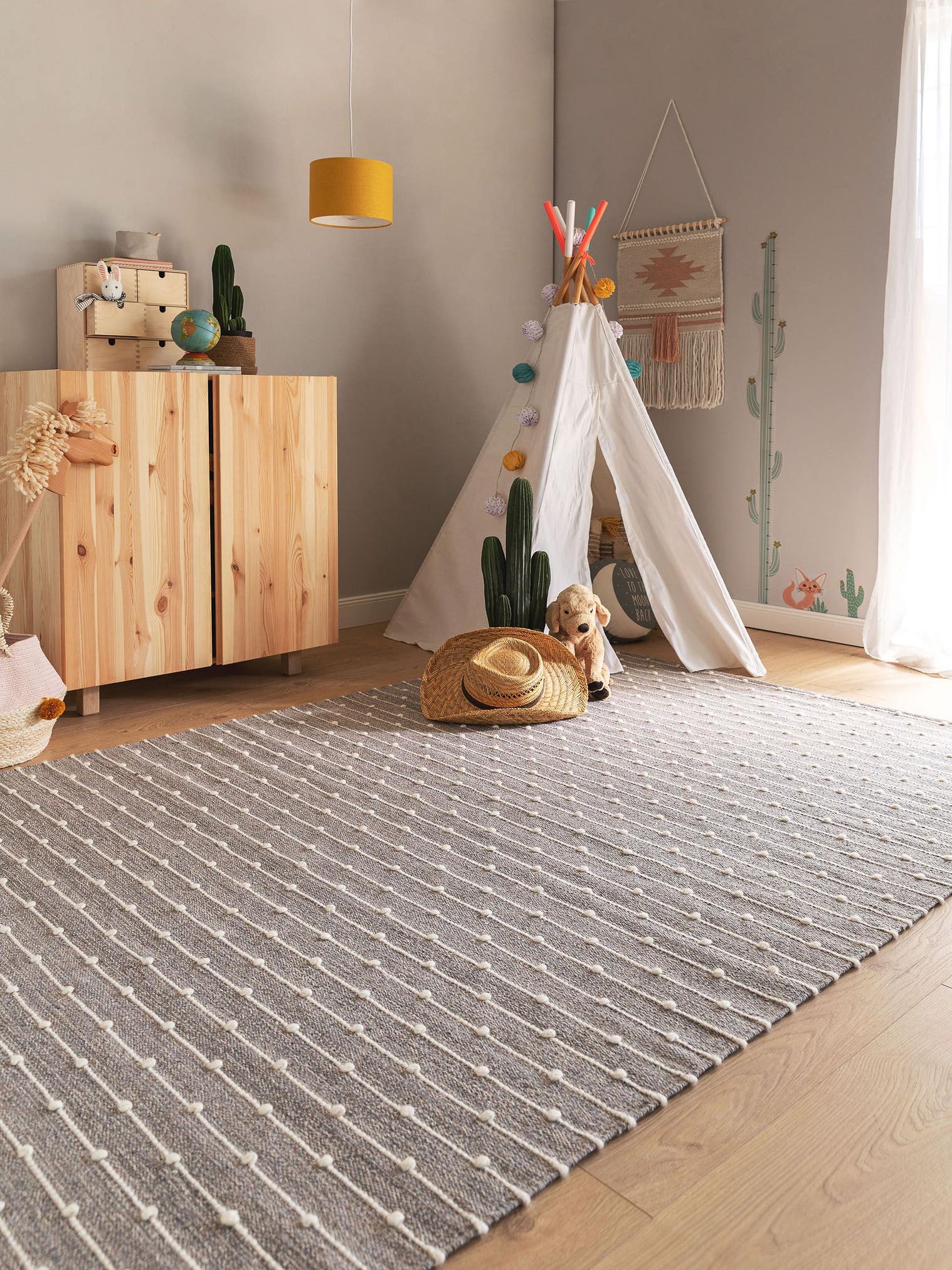 Alfombra de 80% cotton, 20% wool en Gris con un pelo de {{Placeholder_Pile Height}} de altura de Lytte