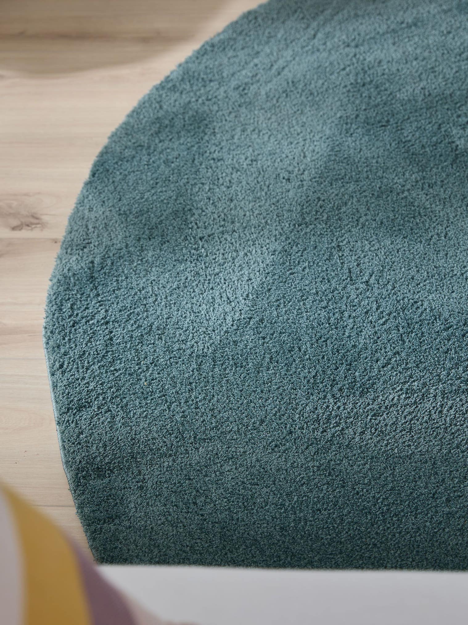 Tappeto di 100% Poliestere (Microfibra) in Azzurro con pelo alto 21 - 30 mm da benuta Nest