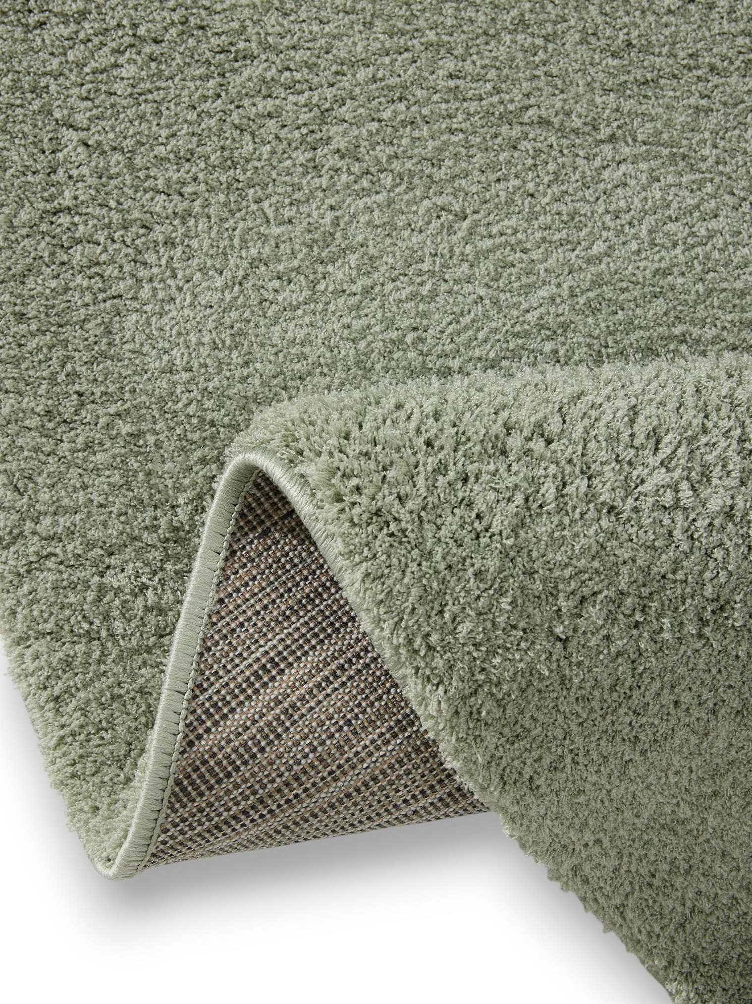 Matta av 100% Polyester (microfiber) i Grön med 21 - 30 mm hög lugg från benuta Nest