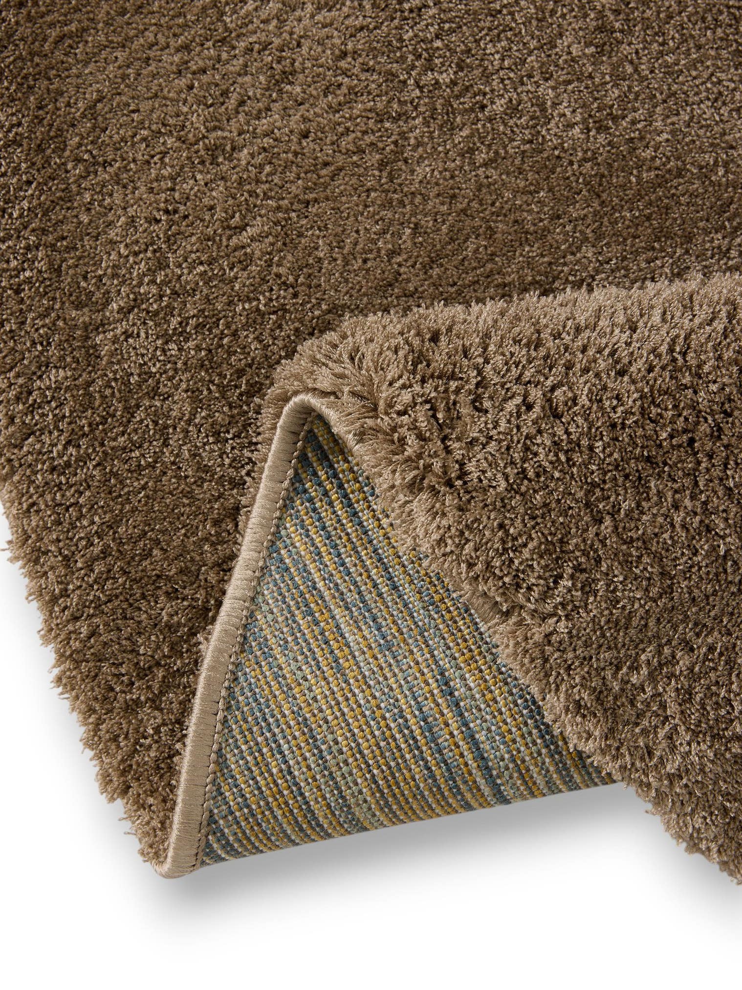 Teppich aus 100% Polyester (Mikrofaser) in Beige mit 21 bis 30 mm hohem Flor von benuta Nest