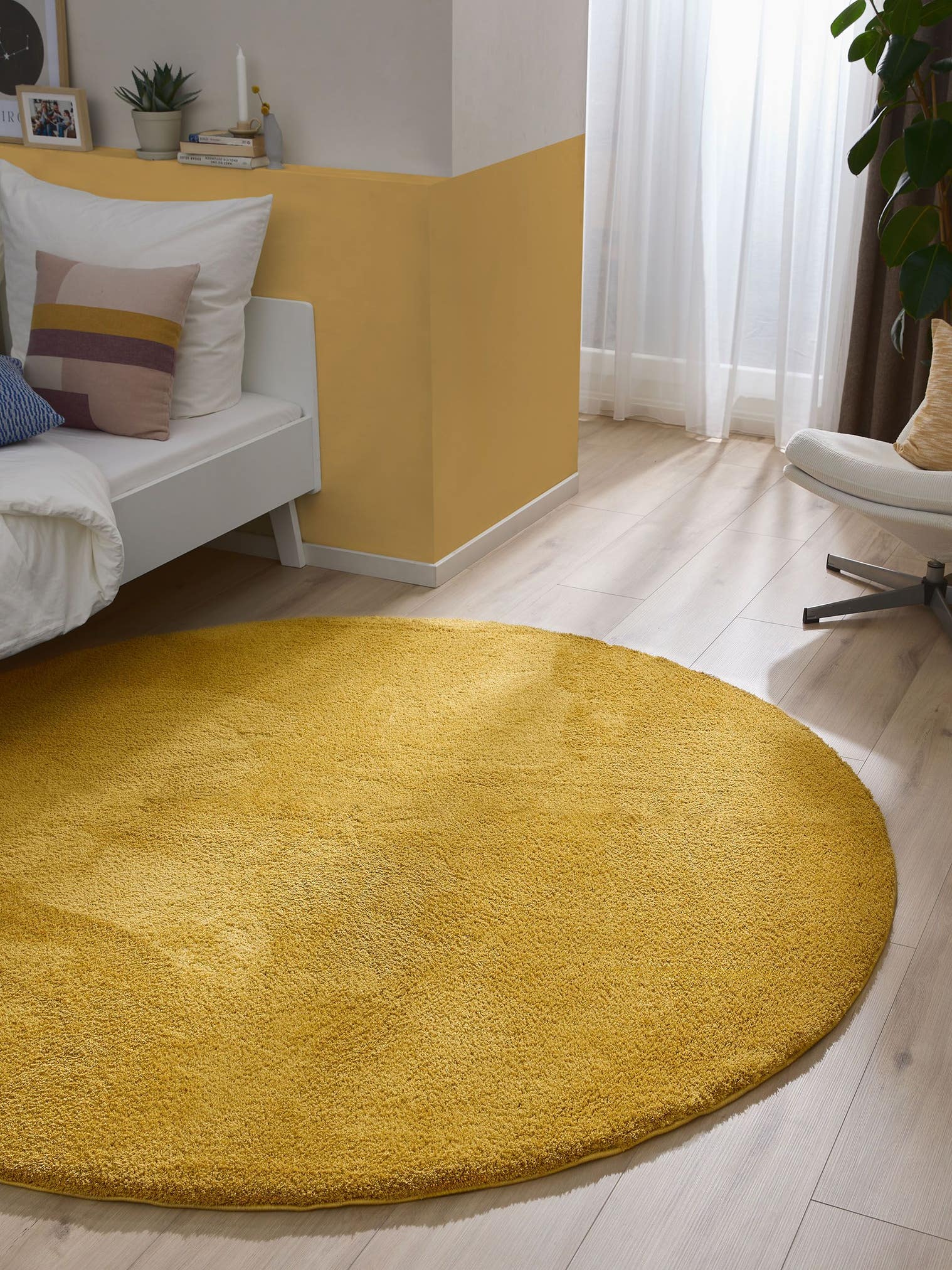 Tappeto di 100% Poliestere in Giallo con pelo alto 31 - 40 mm da benuta Nest